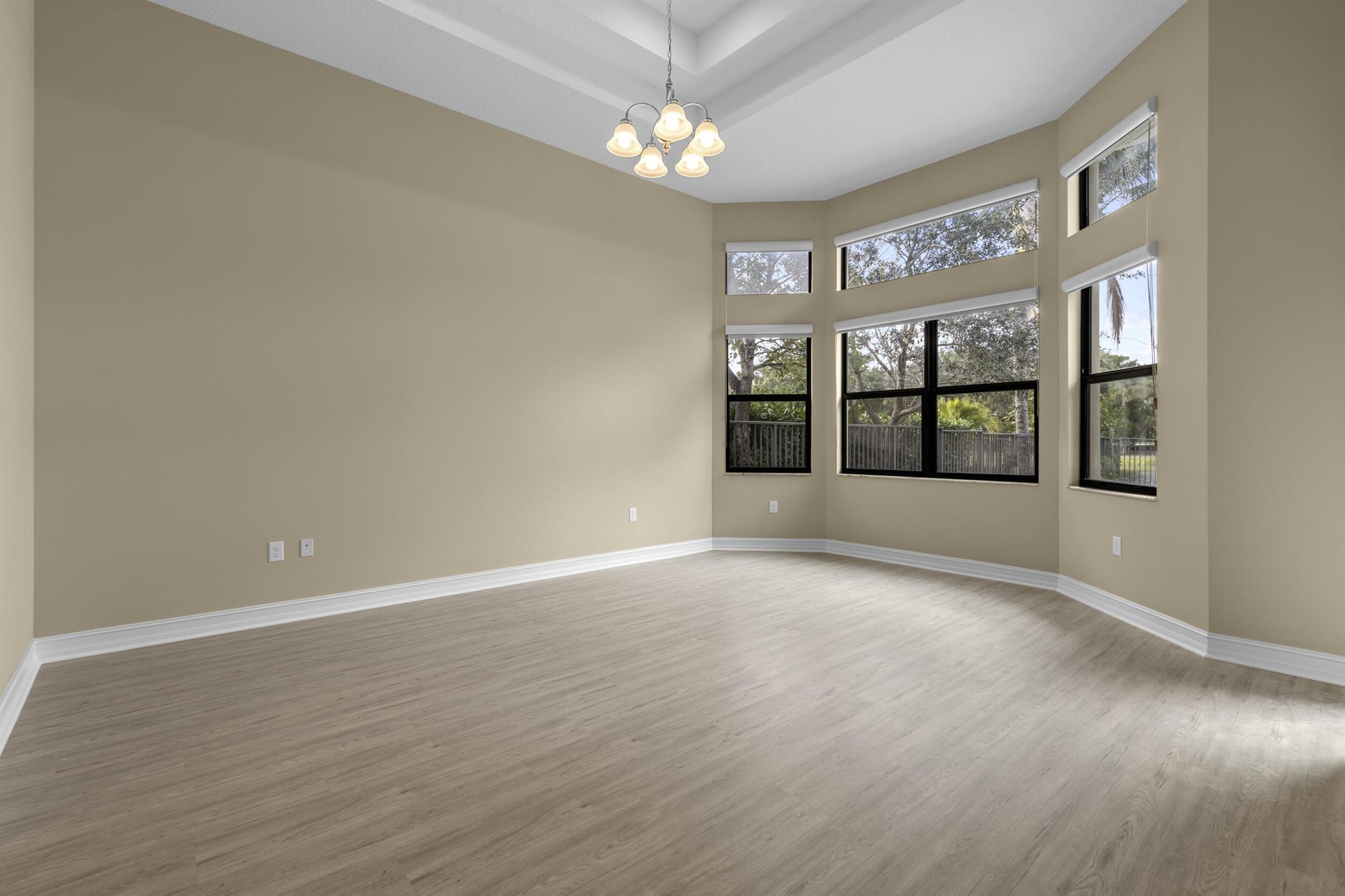 8769 Sydney Harbor Circle