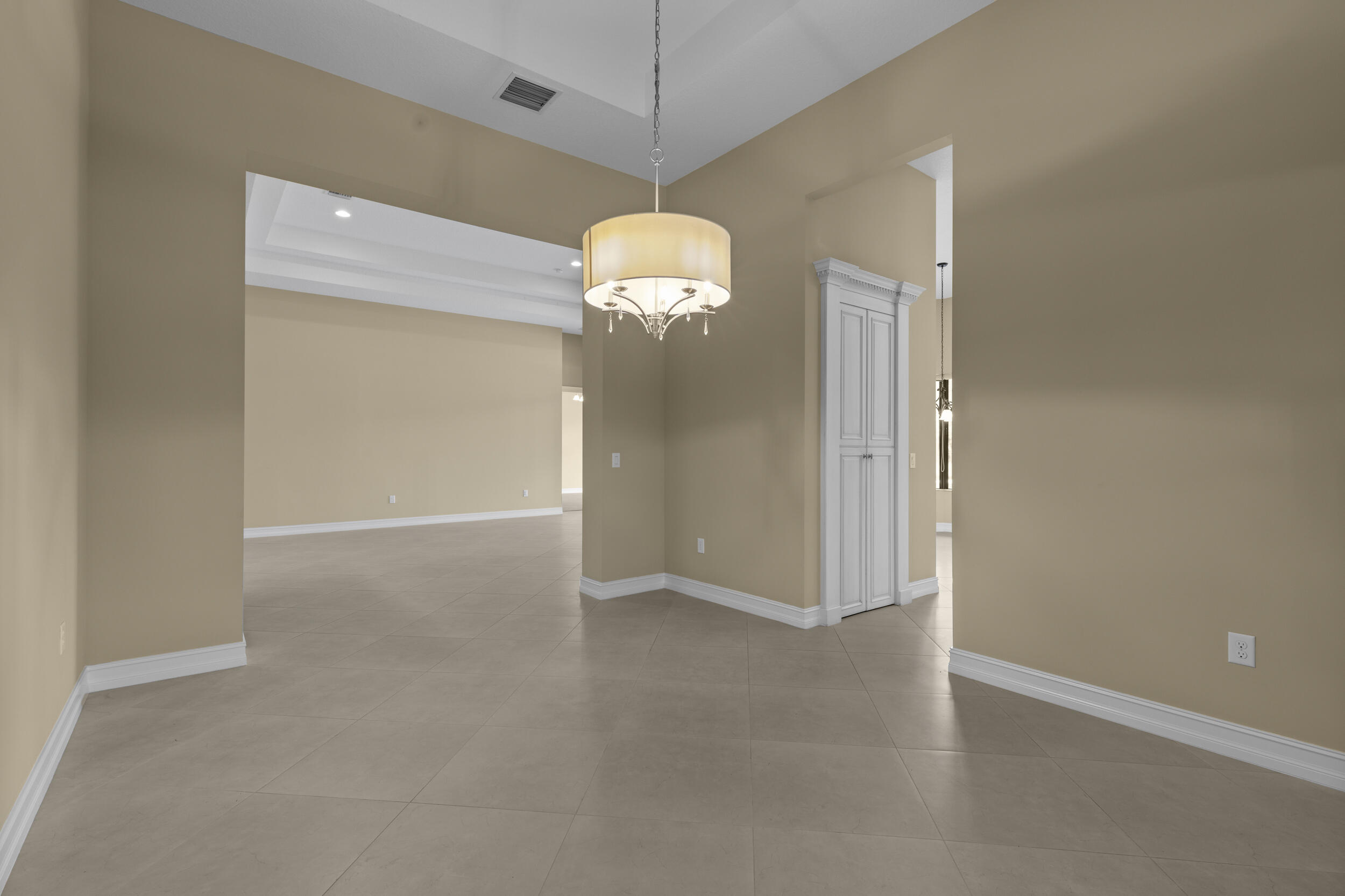 8769 Sydney Harbor Circle