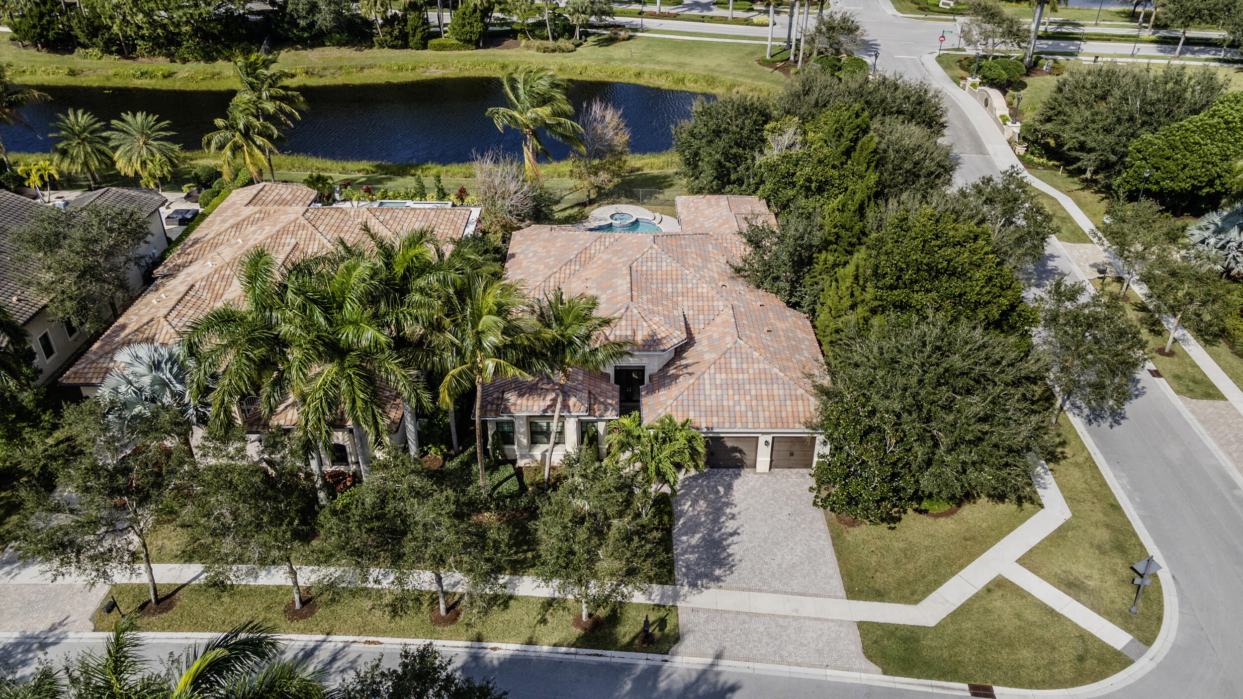 8769 Sydney Harbor Circle