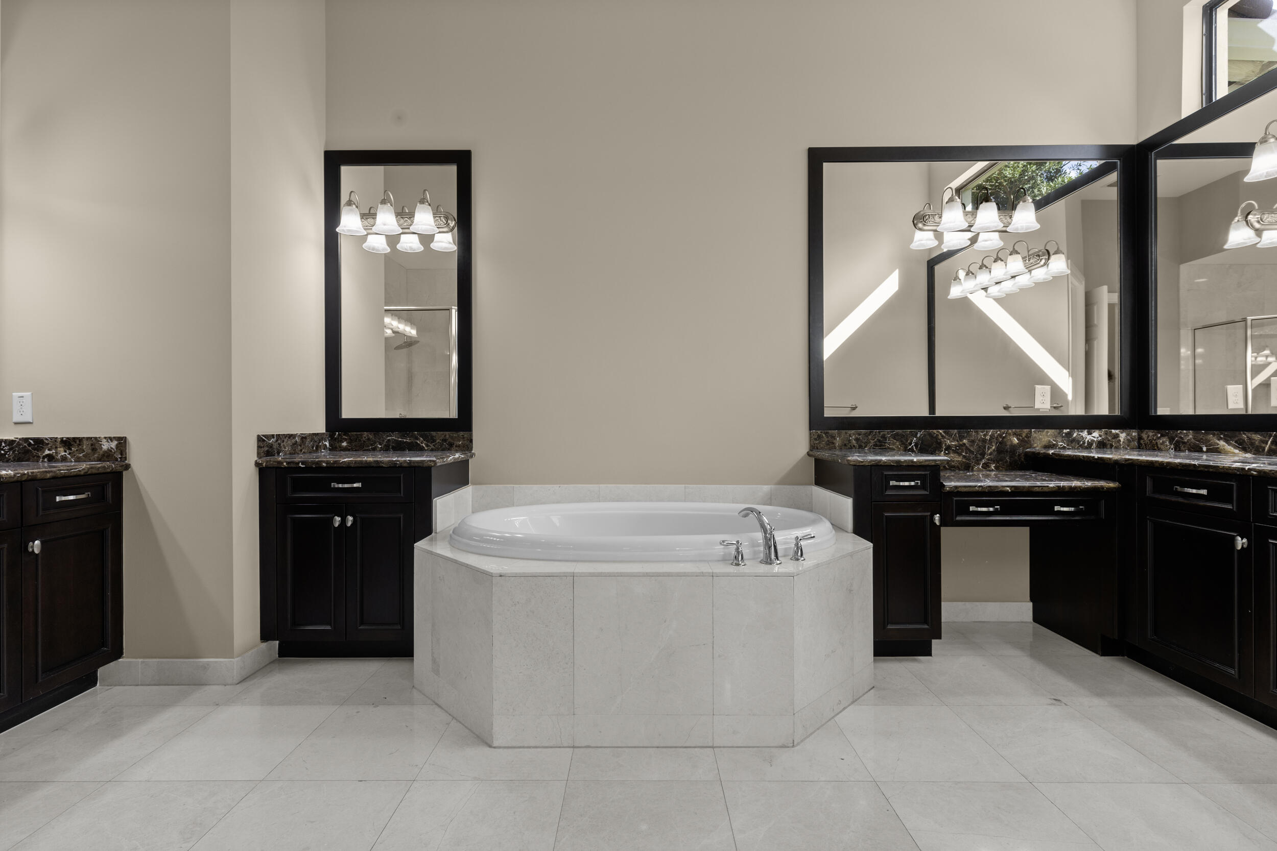 8769 Sydney Harbor Circle