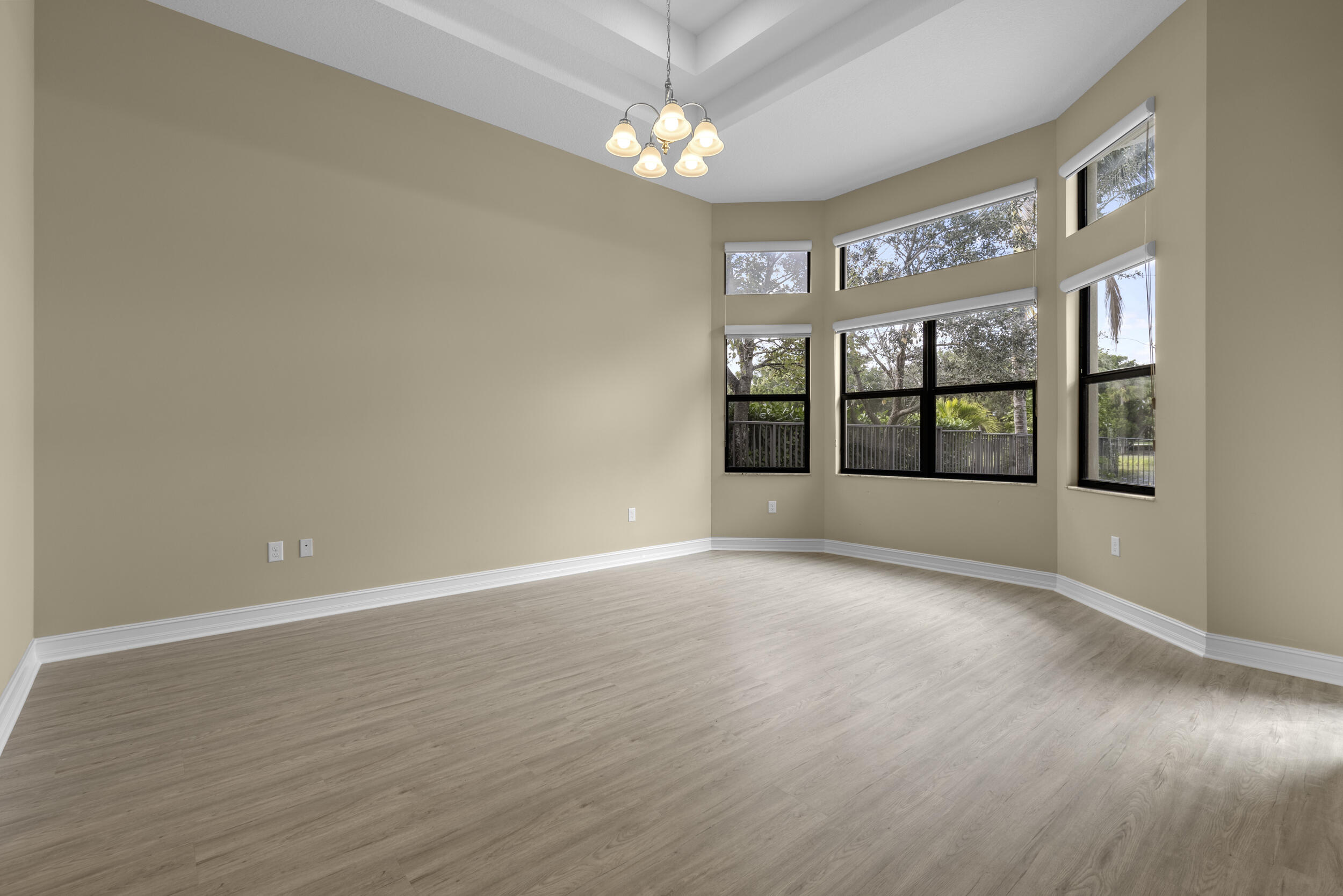 8769 Sydney Harbor Circle