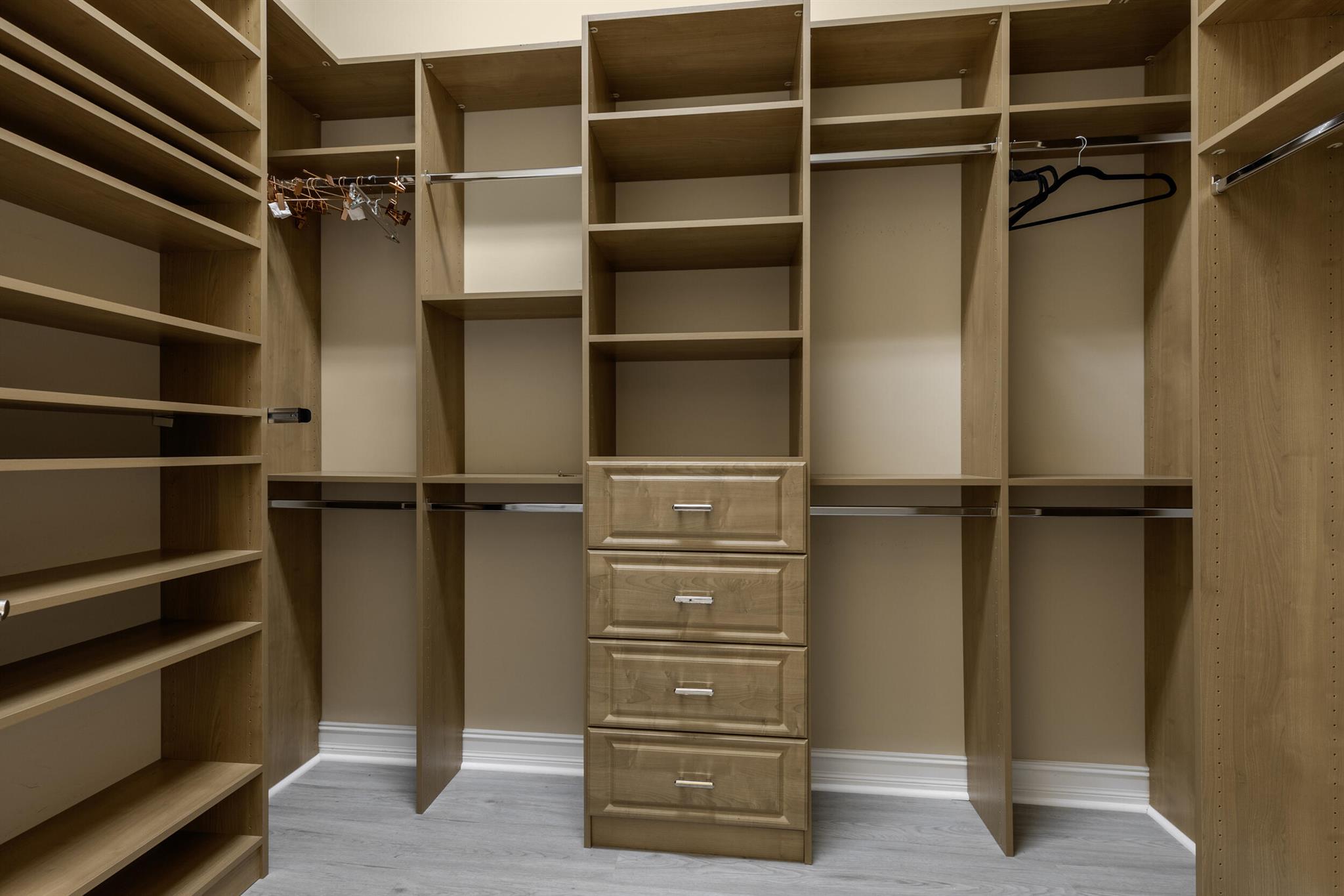 8769 Sydney Harbor Circle