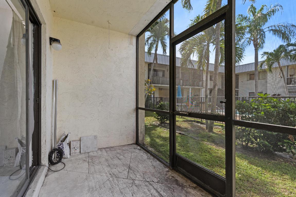 825 NW 13th Street 105