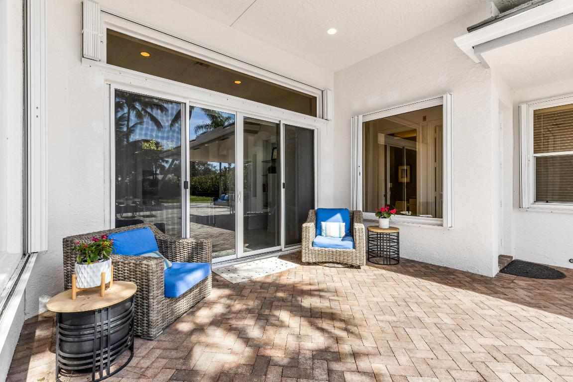 2375 Rabbit Hollowe Circle