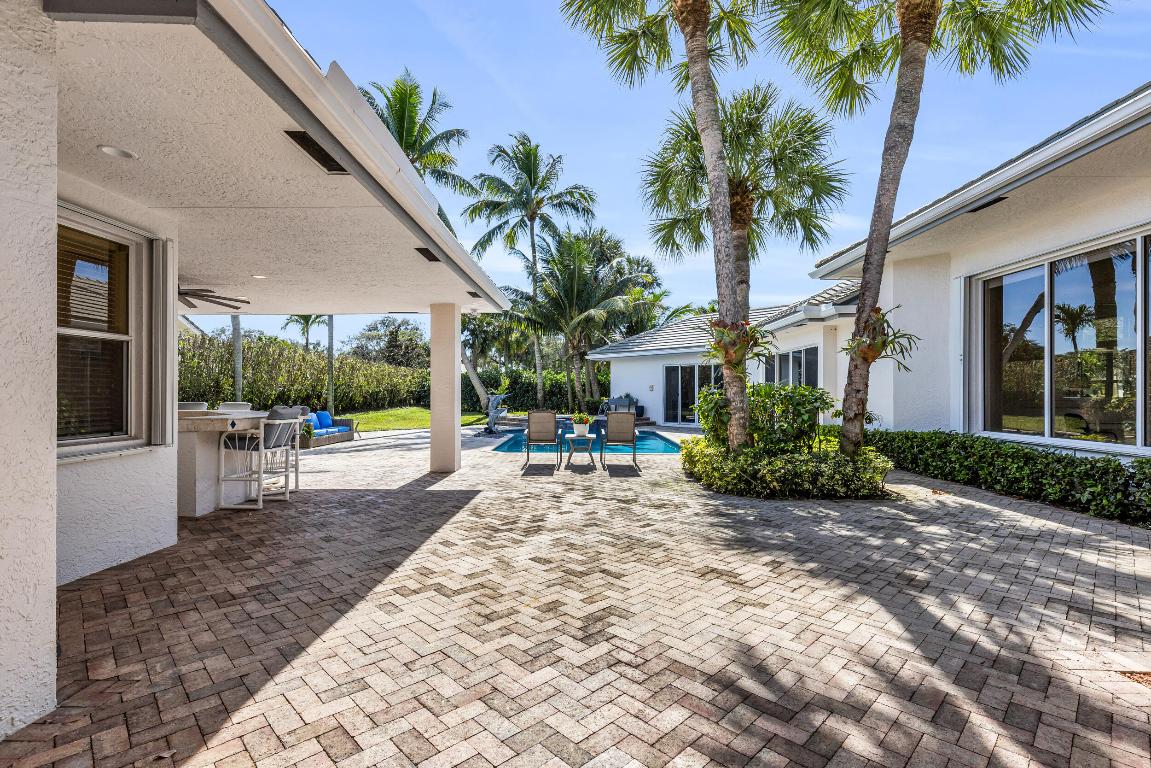 2375 Rabbit Hollowe Circle