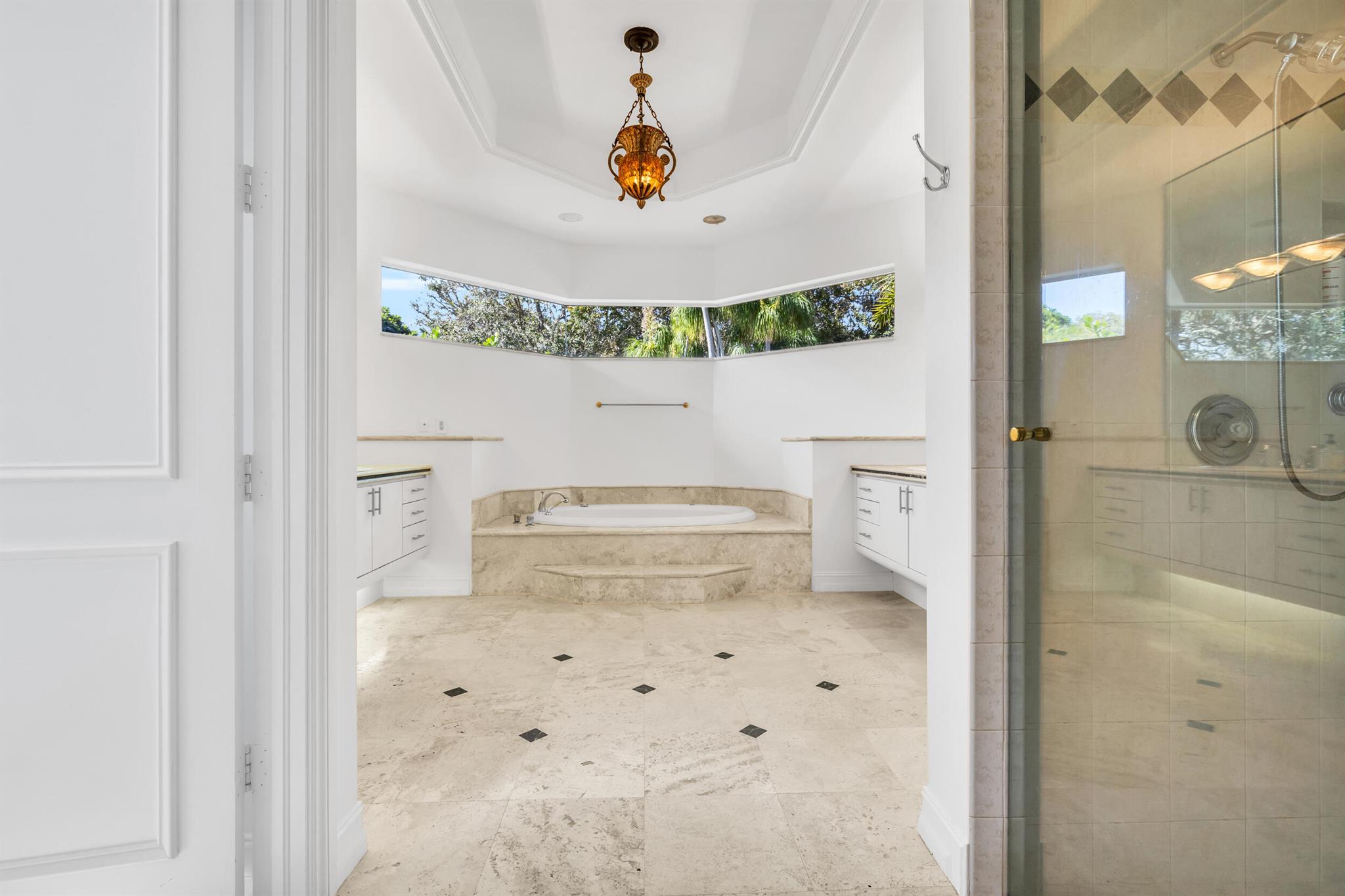 2375 Rabbit Hollowe Circle