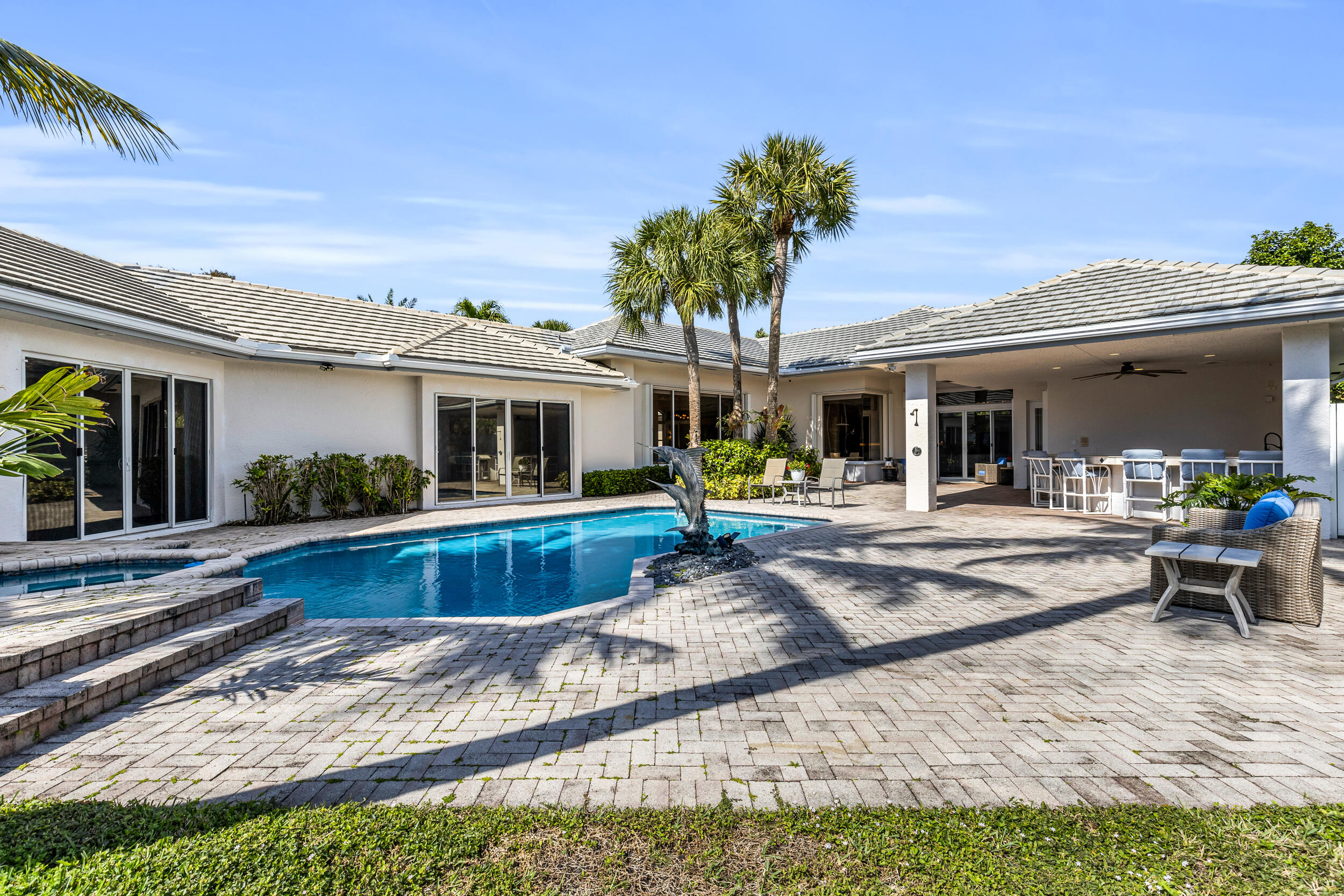 2375 Rabbit Hollowe Circle