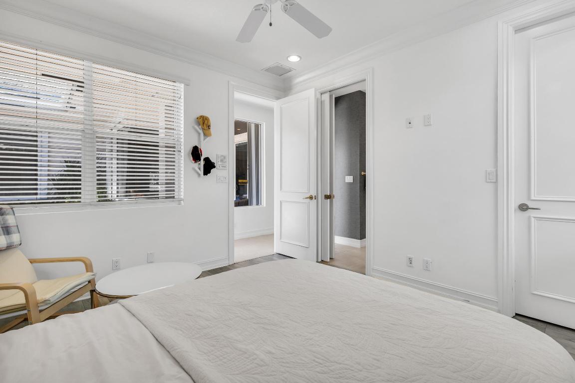 2375 Rabbit Hollowe Circle