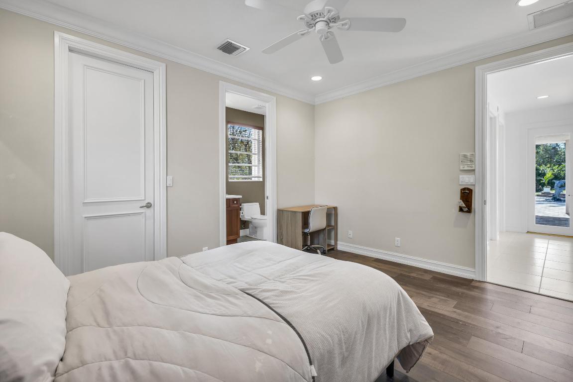 2375 Rabbit Hollowe Circle