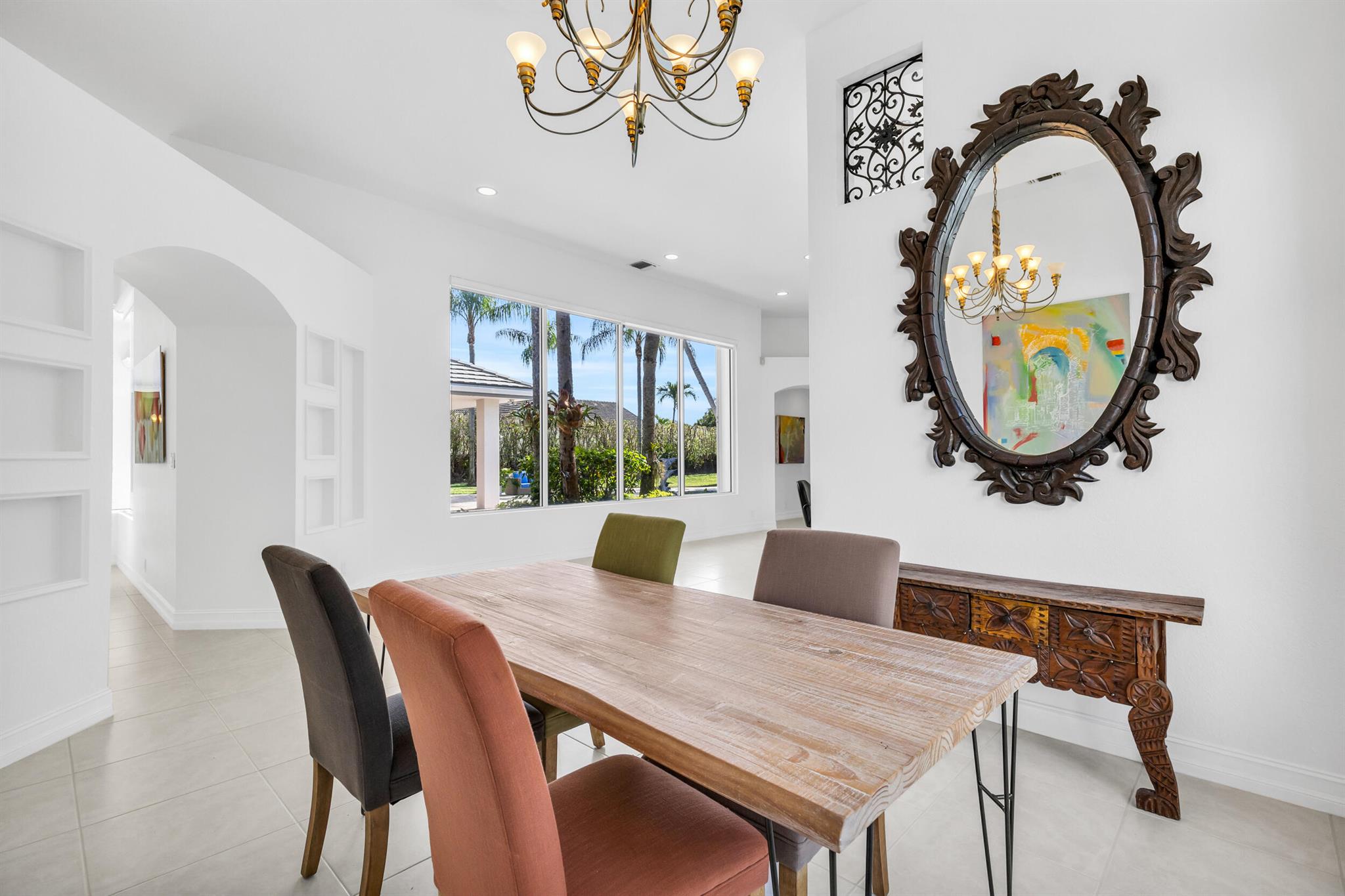 2375 Rabbit Hollowe Circle