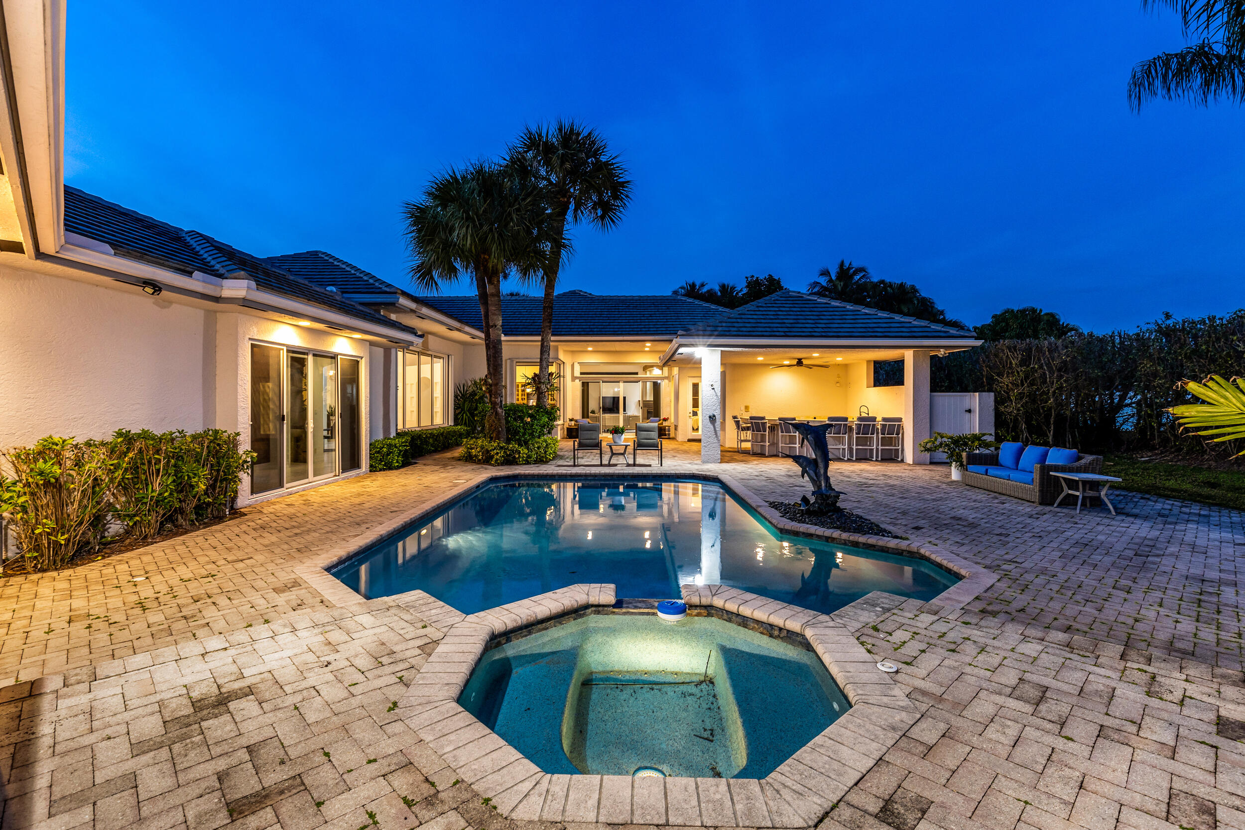 2375 Rabbit Hollowe Circle