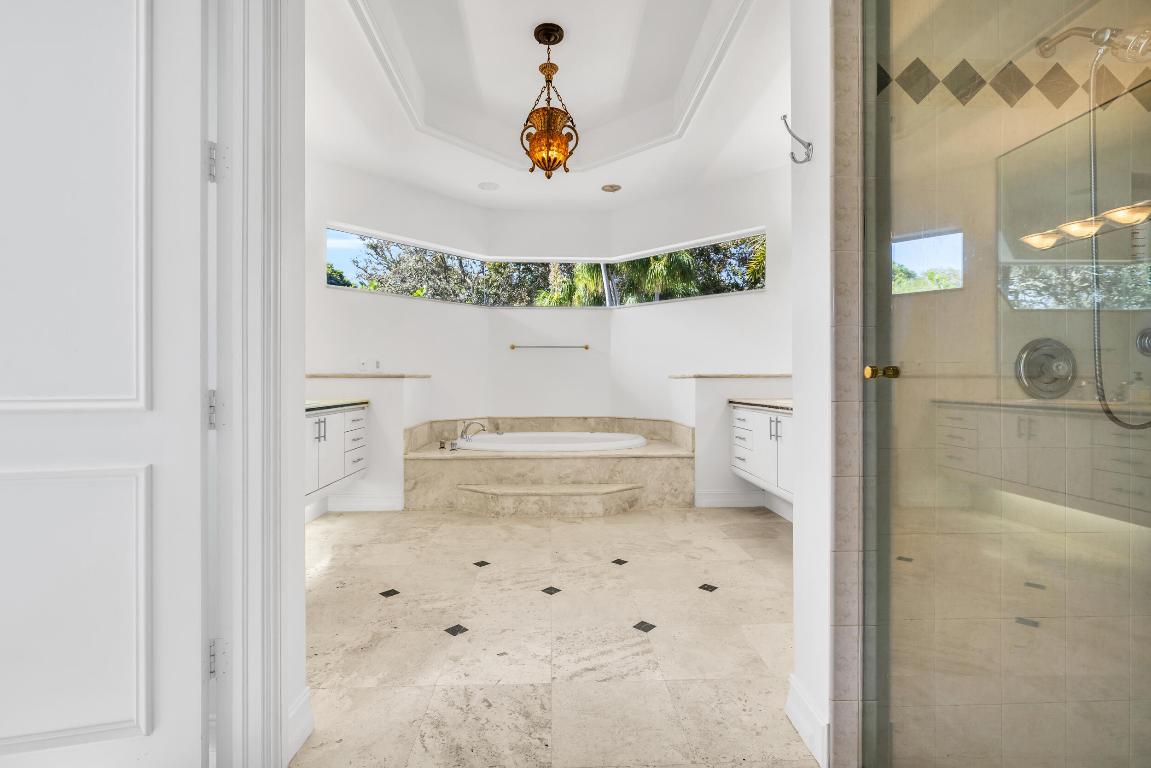 2375 Rabbit Hollowe Circle