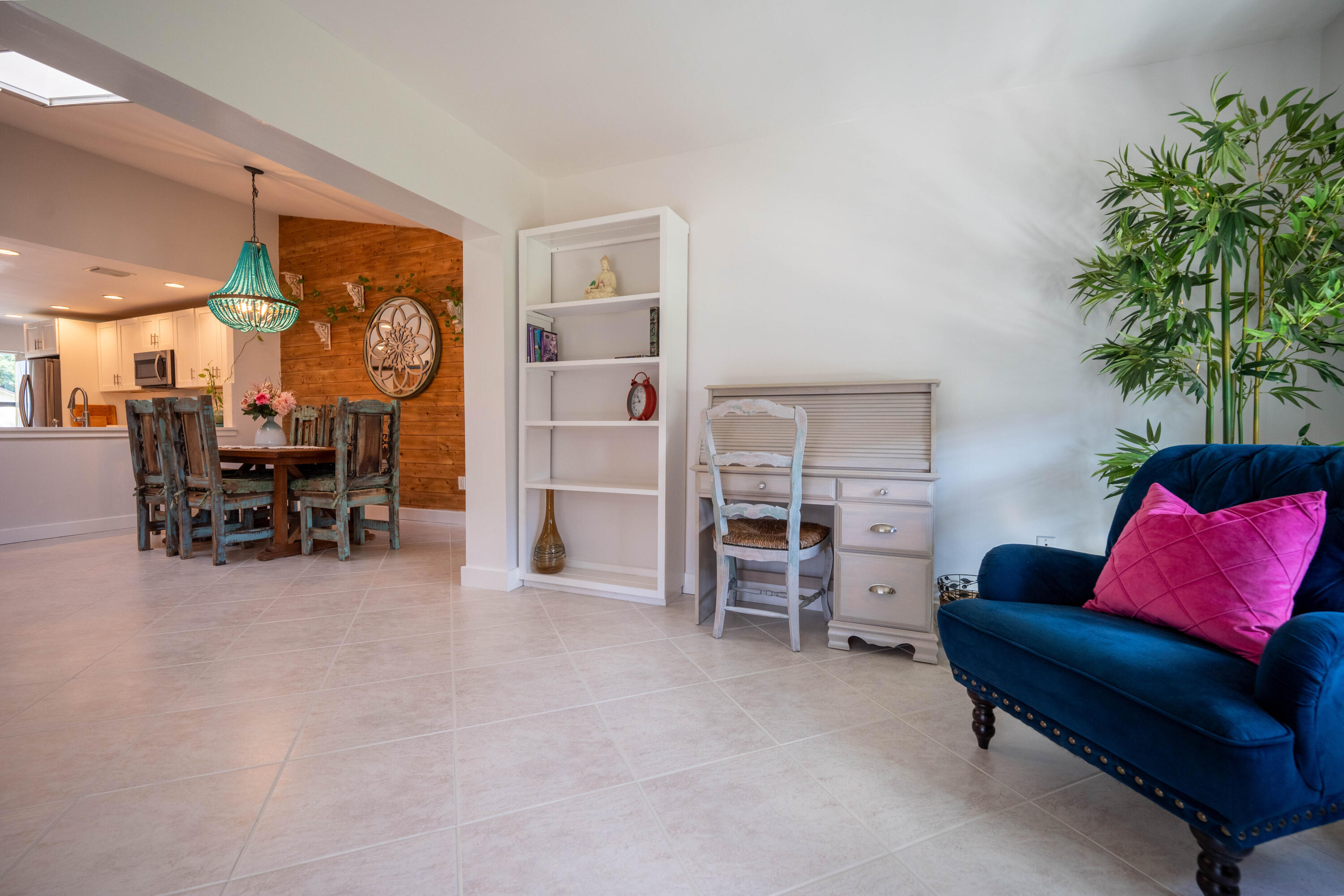 2710 Azalea Court