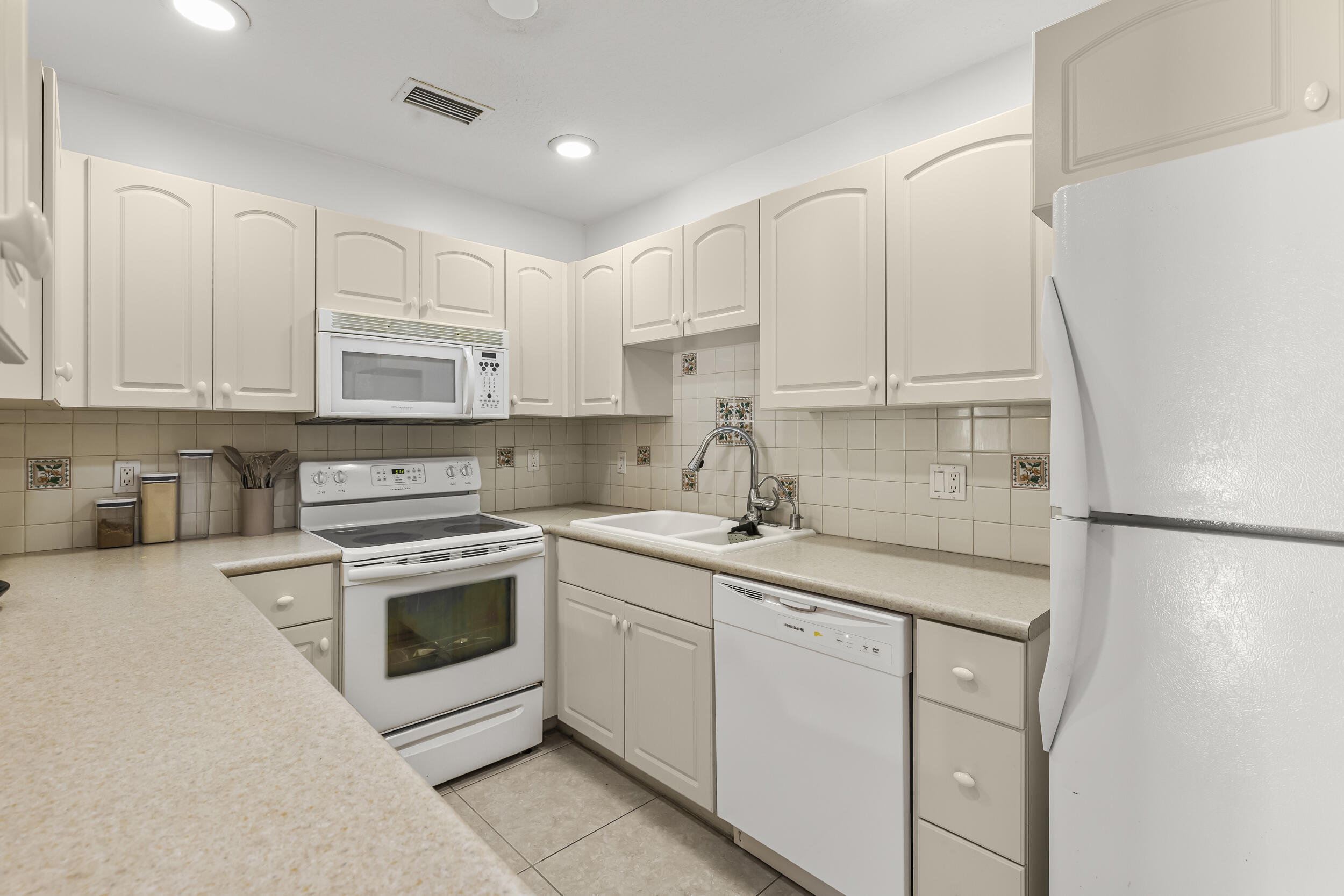 1896 Palmland Drive A