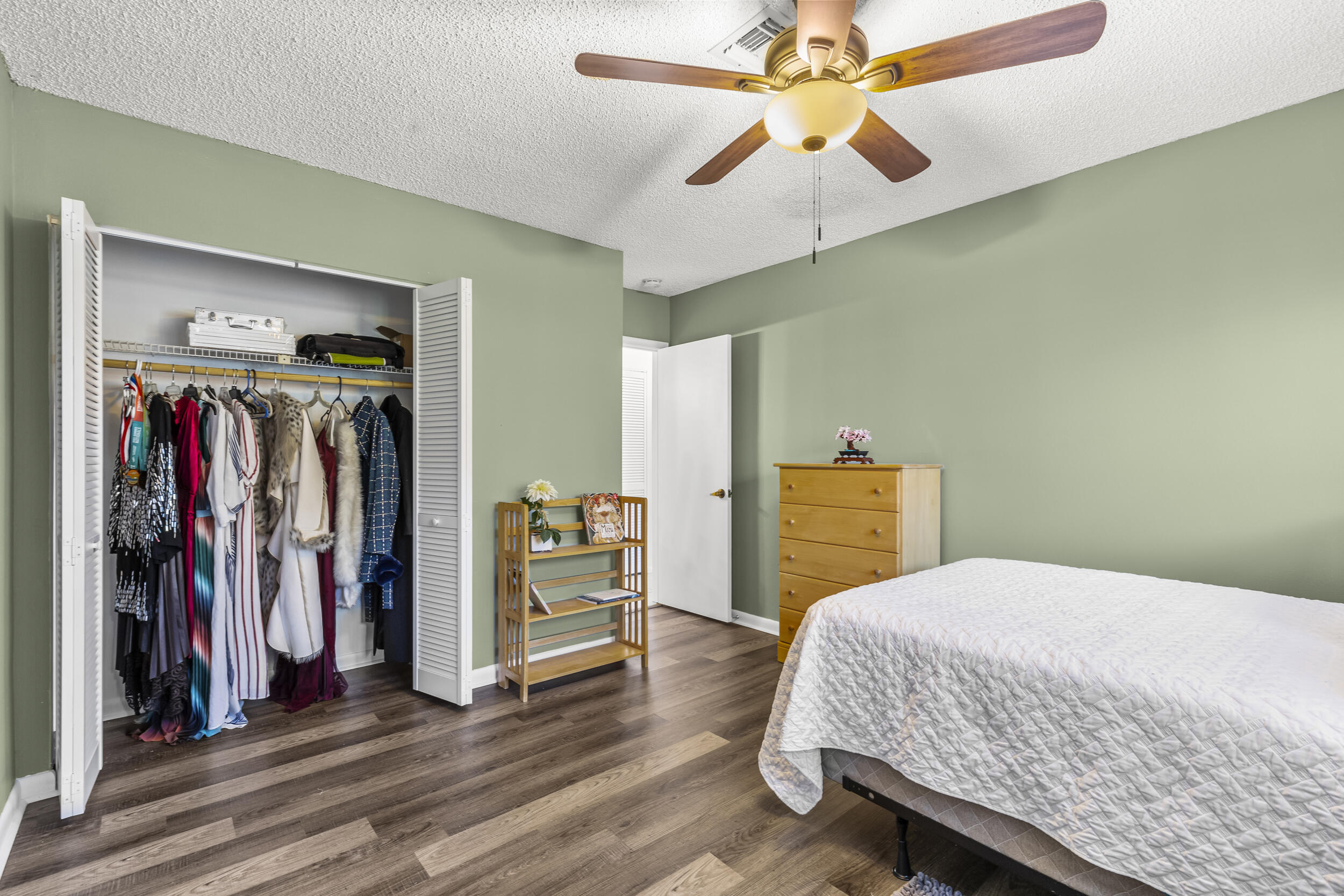 1896 Palmland Drive A