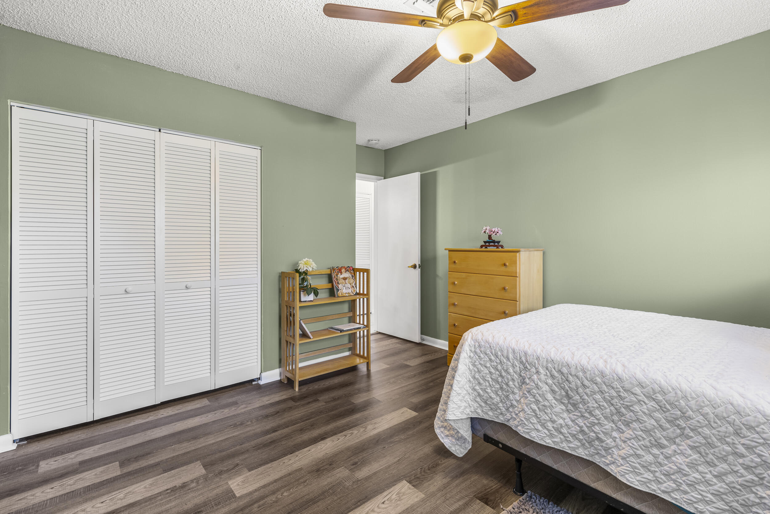 1896 Palmland Drive A
