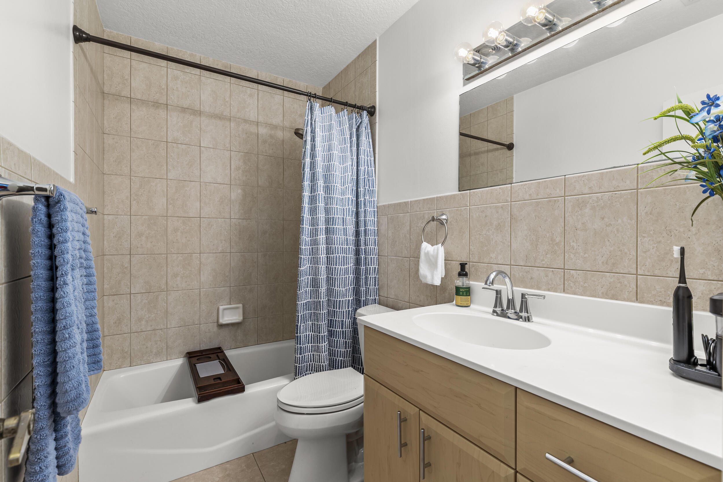 1896 Palmland Drive A