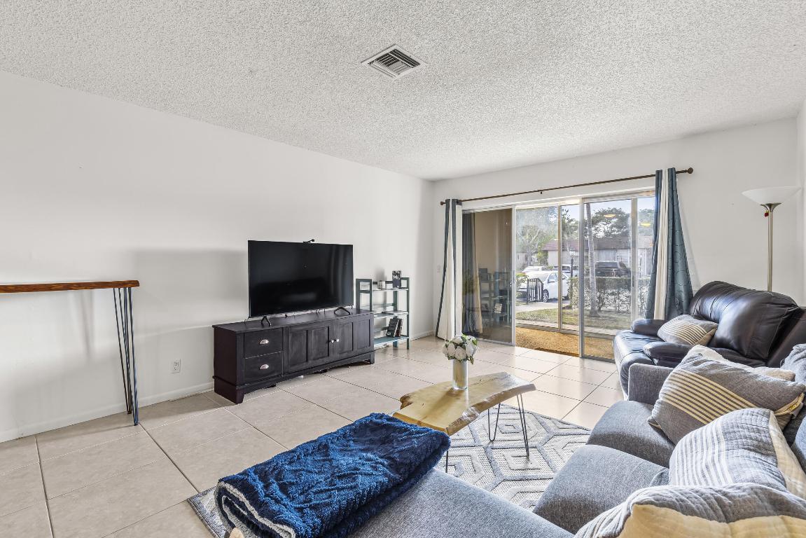 1896 Palmland Drive A