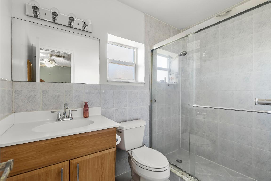 1896 Palmland Drive A