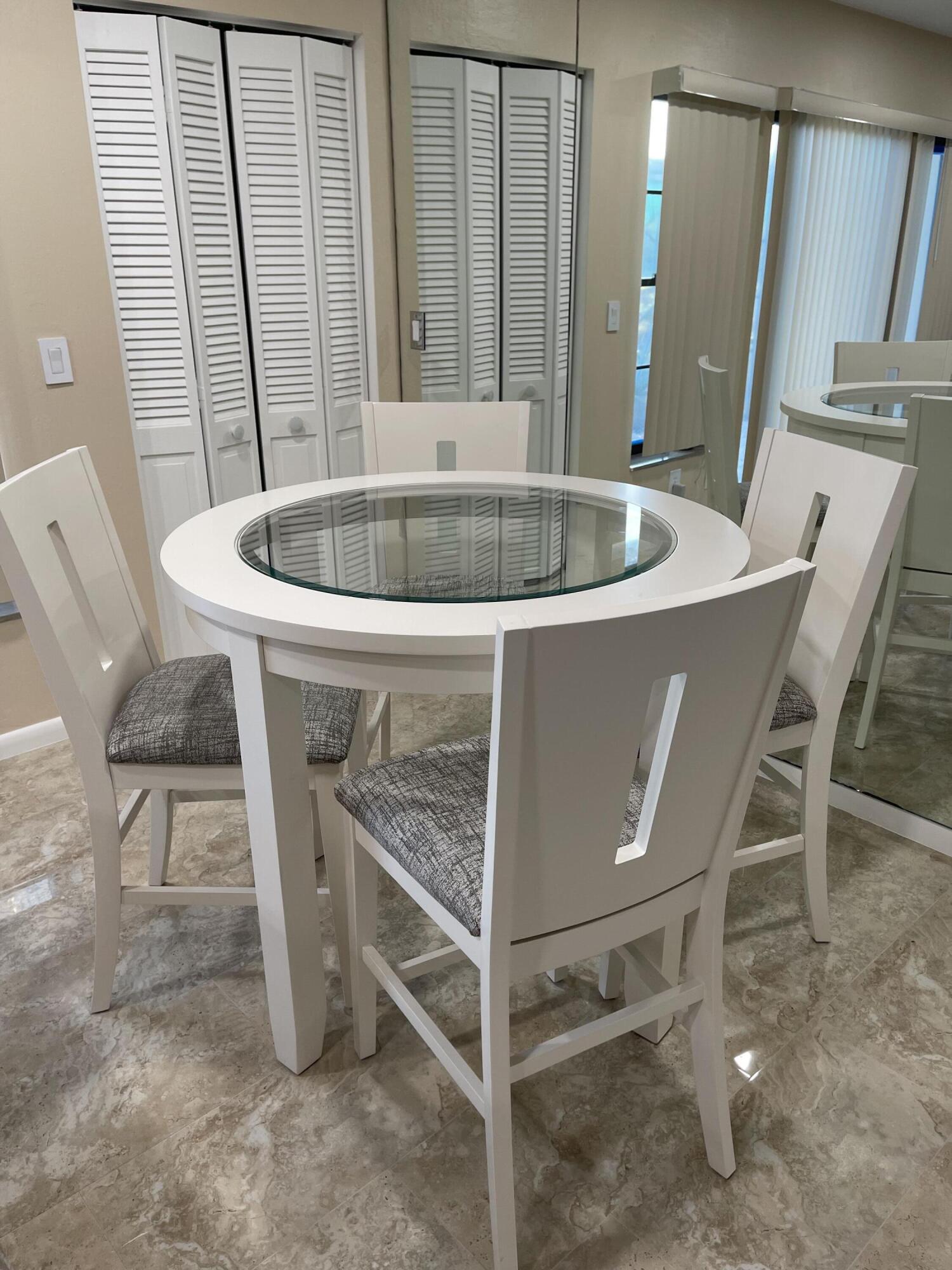 1605 S Us Highway 1 V4-101