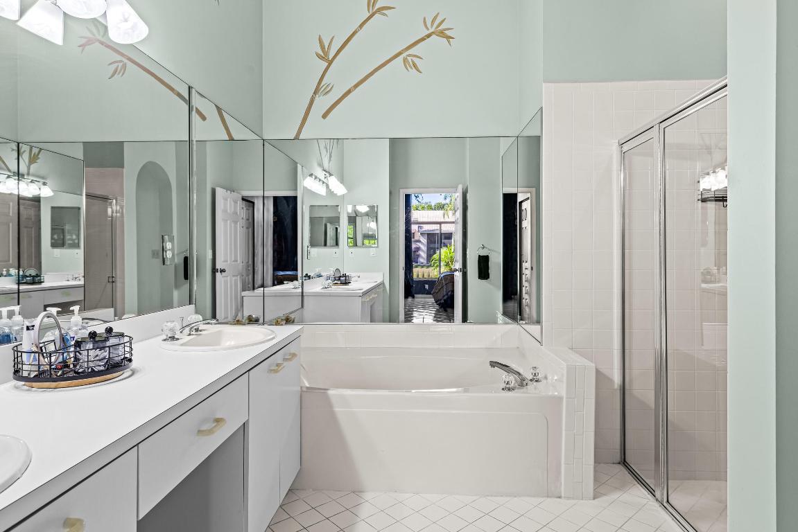 5405 Monterey Circle 25