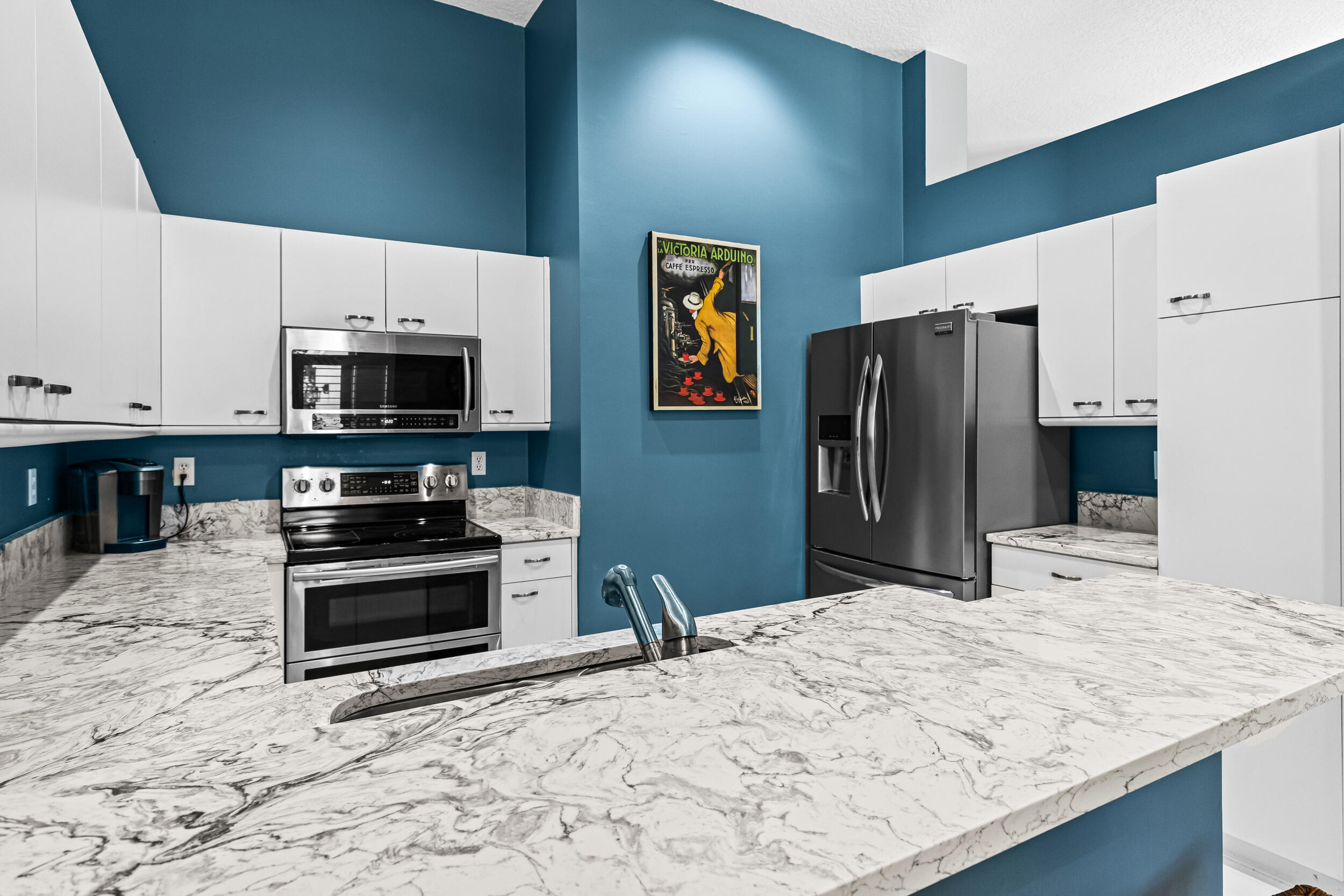 5405 Monterey Circle 25