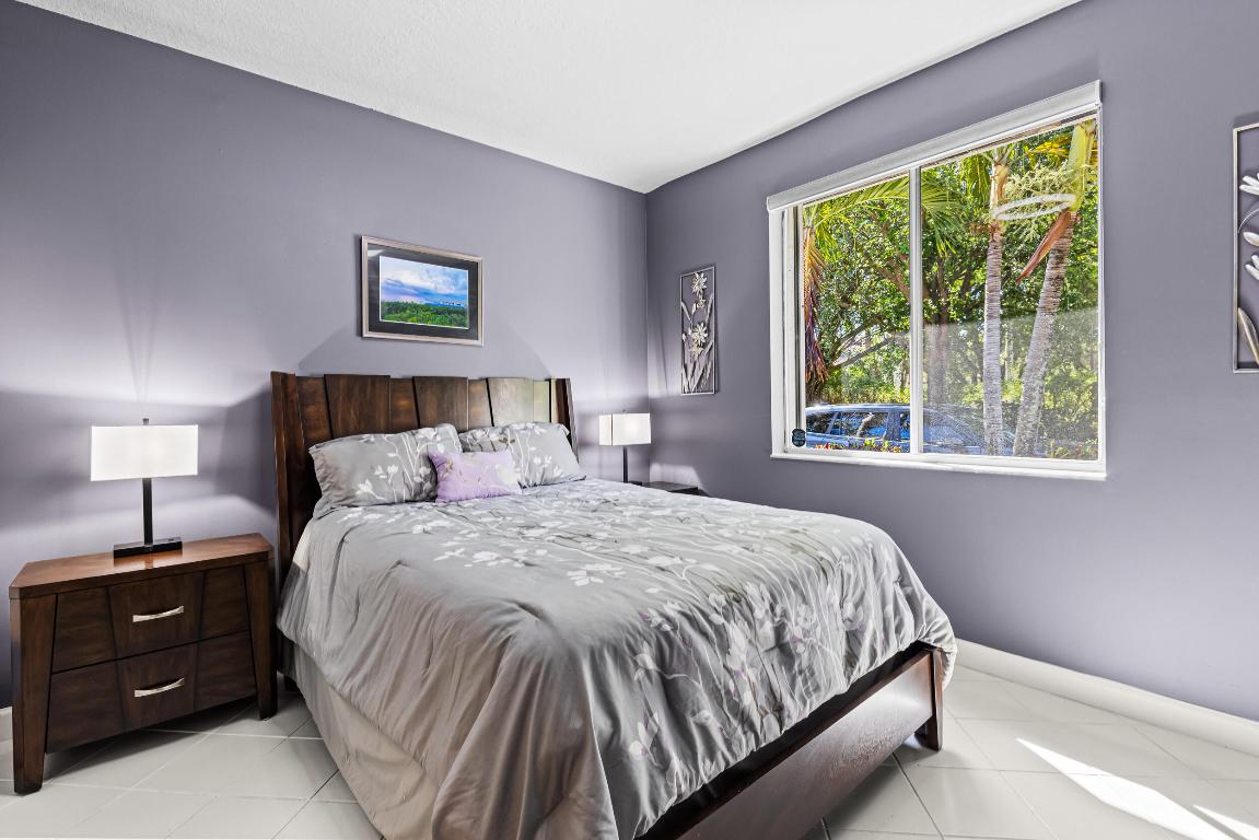 5405 Monterey Circle 25