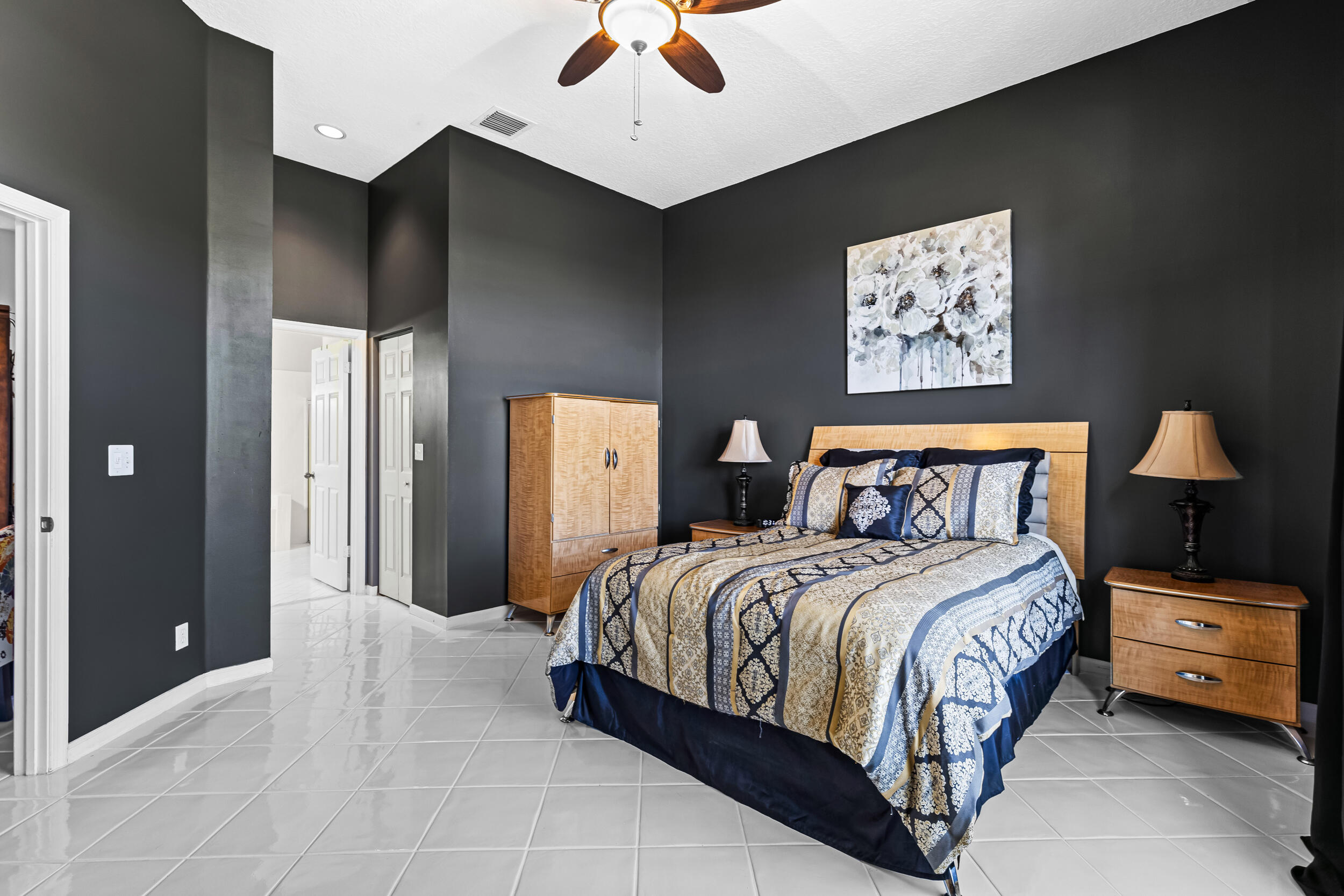 5405 Monterey Circle 25