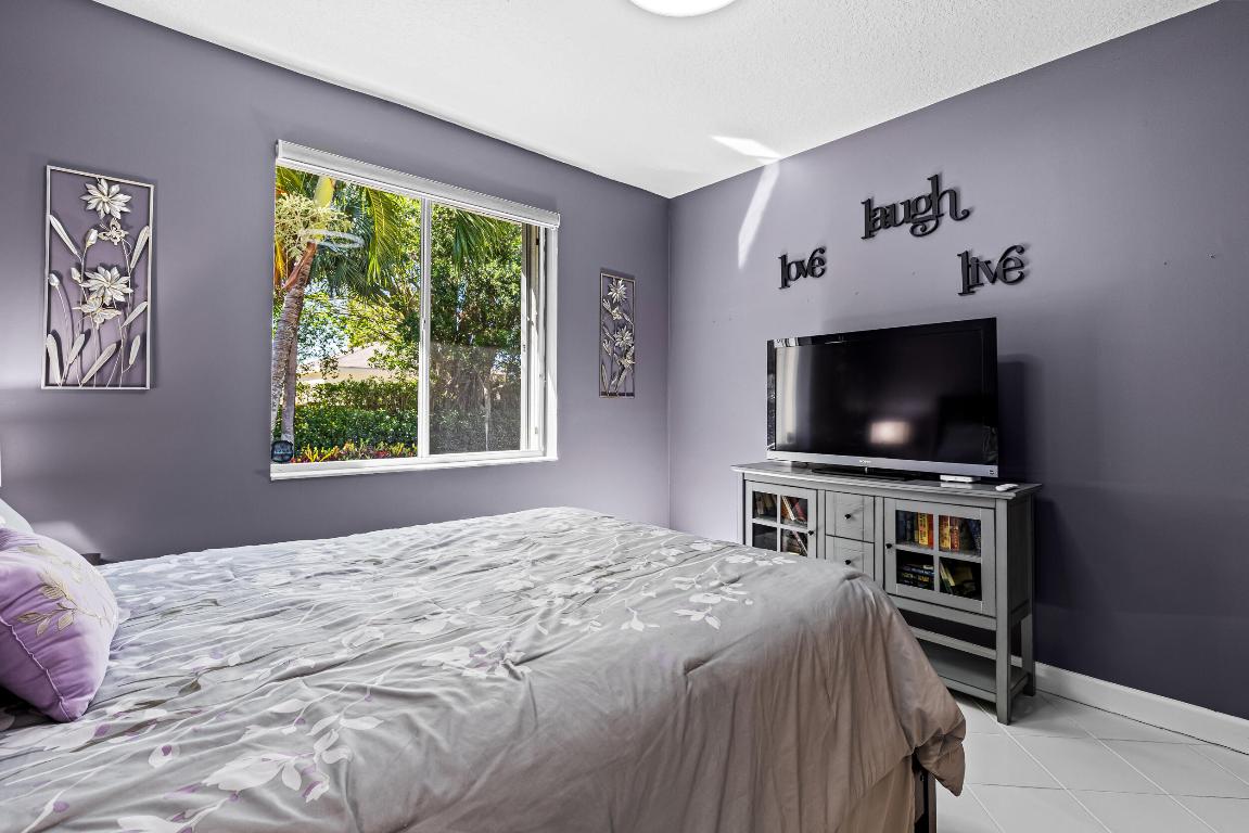 5405 Monterey Circle 25