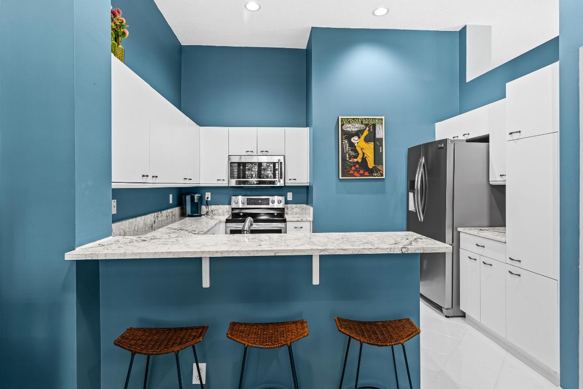 5405 Monterey Circle 25