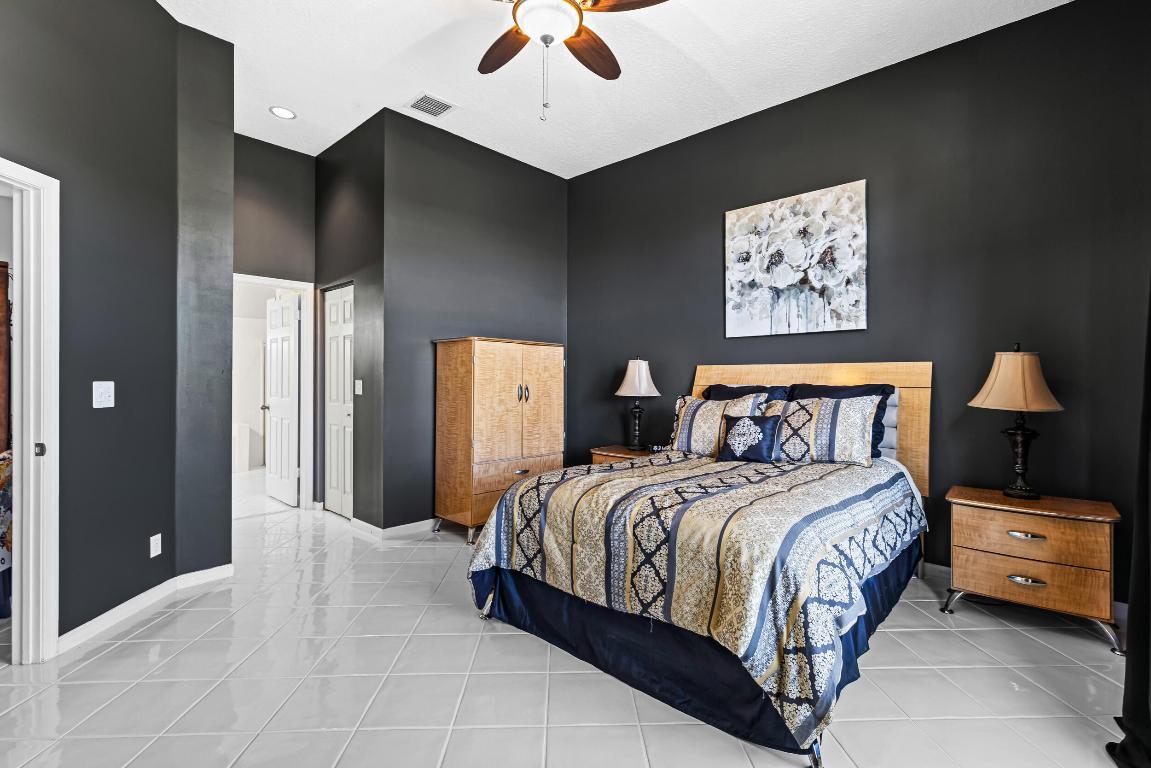 5405 Monterey Circle 25