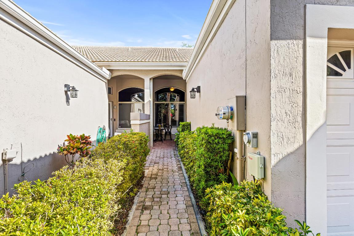 5405 Monterey Circle 25