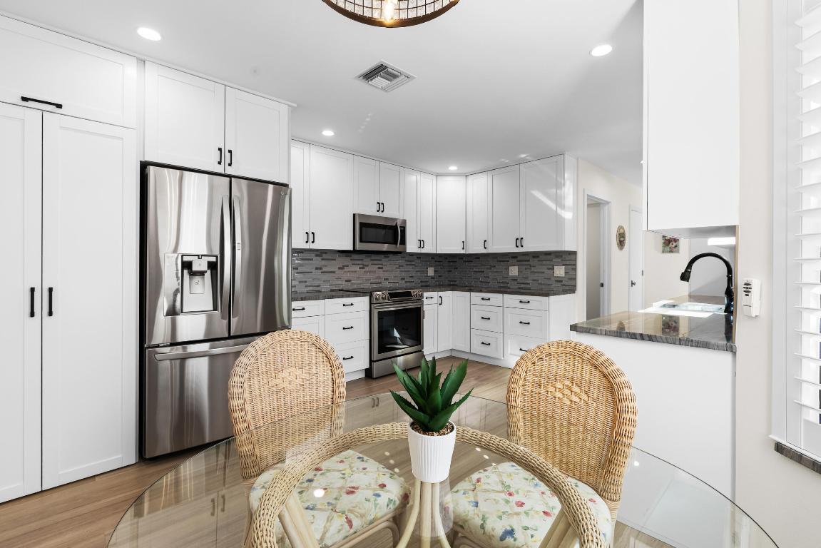 5465 Monterey Circle 16