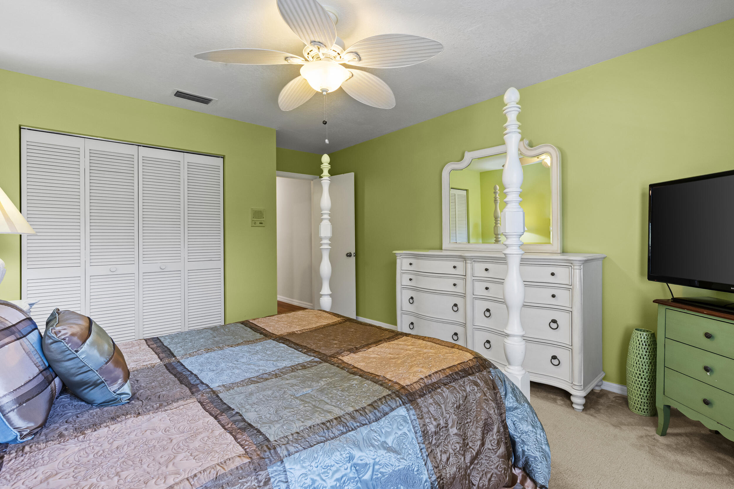 5465 Monterey Circle 16