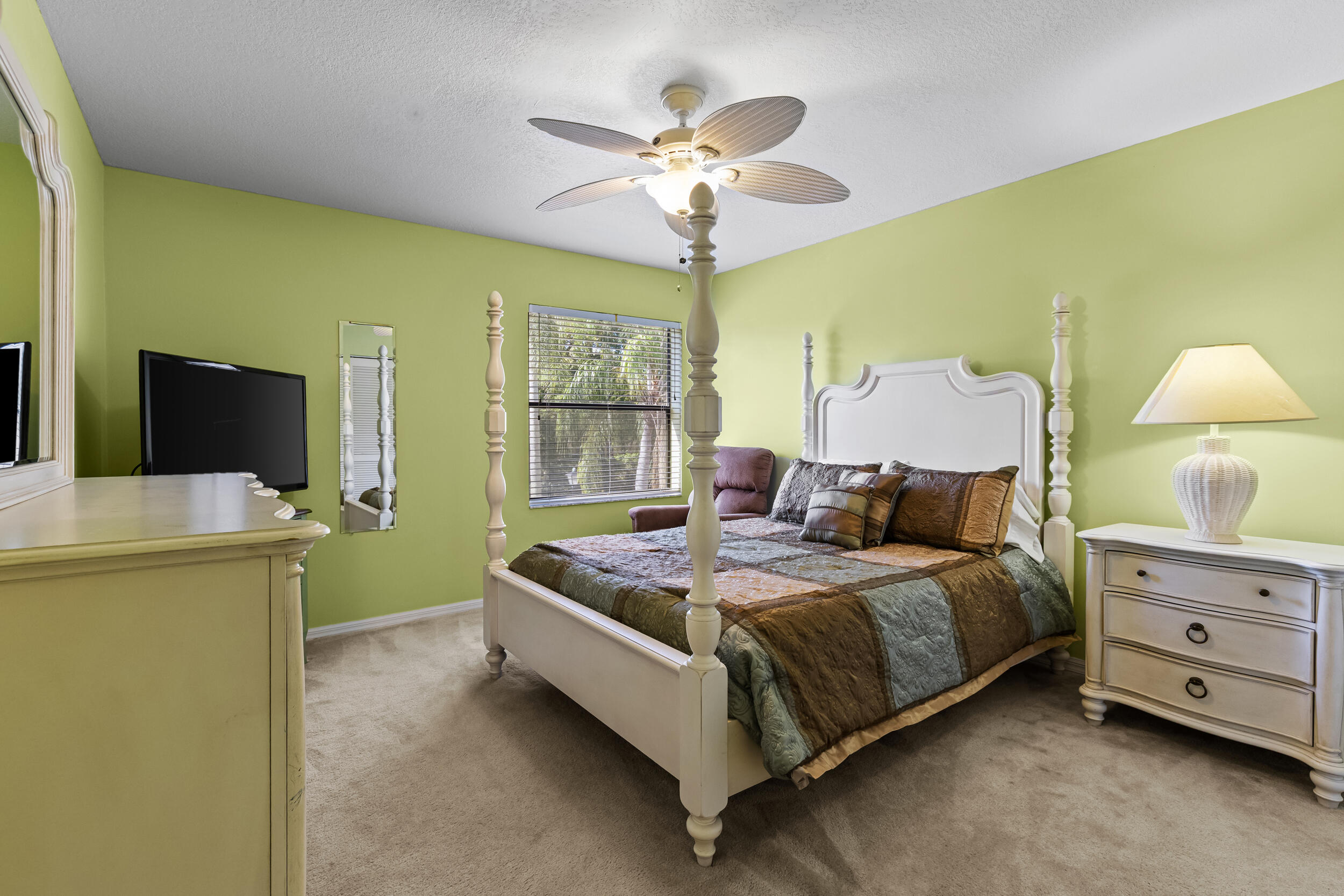 5465 Monterey Circle 16