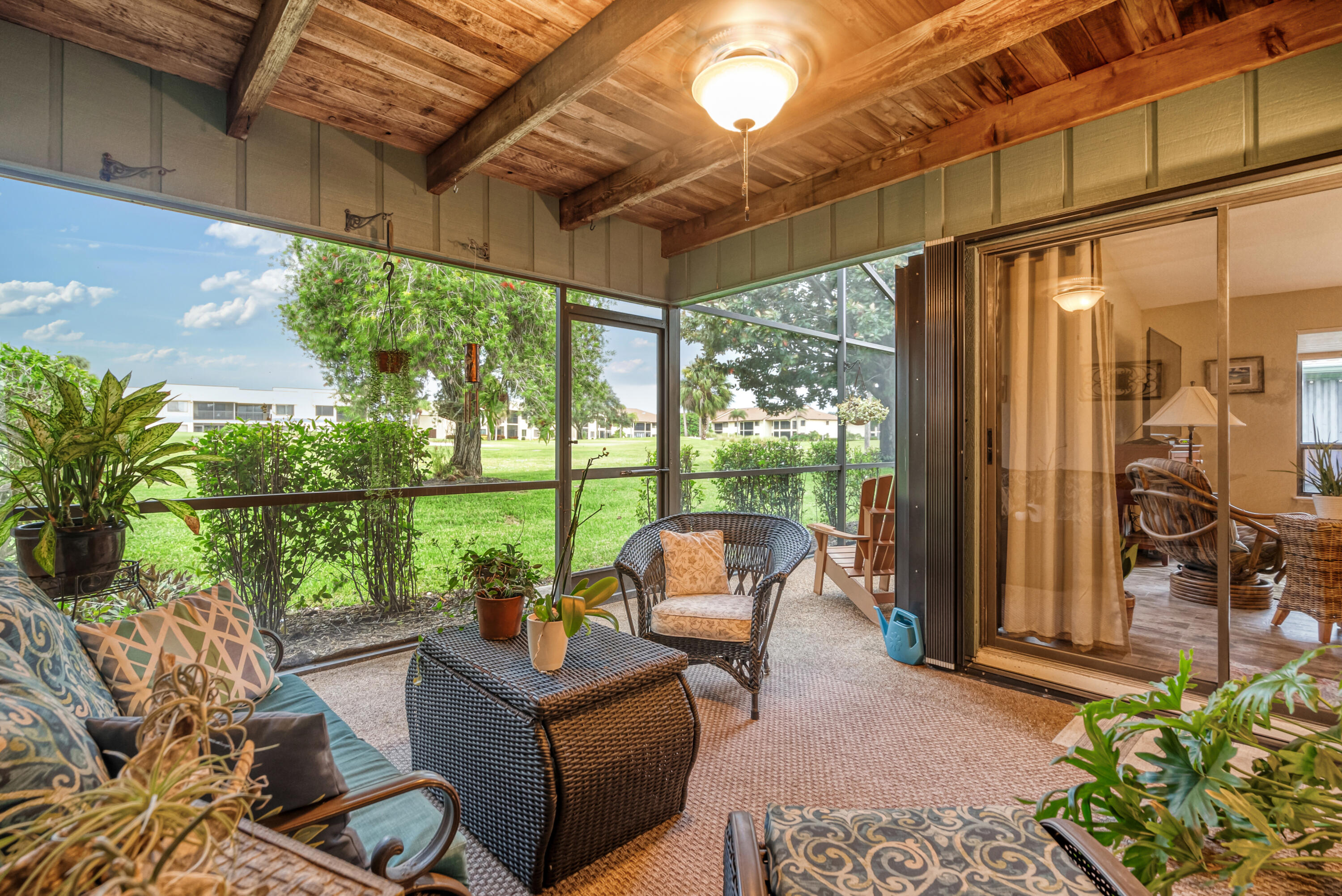 6825 SE Bunker Hill Drive