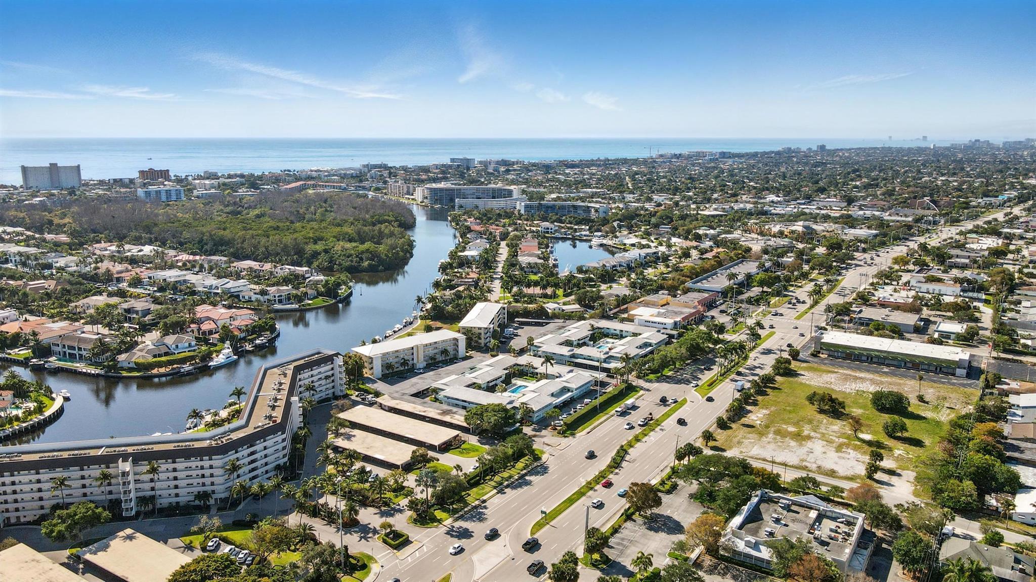 322 N Federal Highway 240