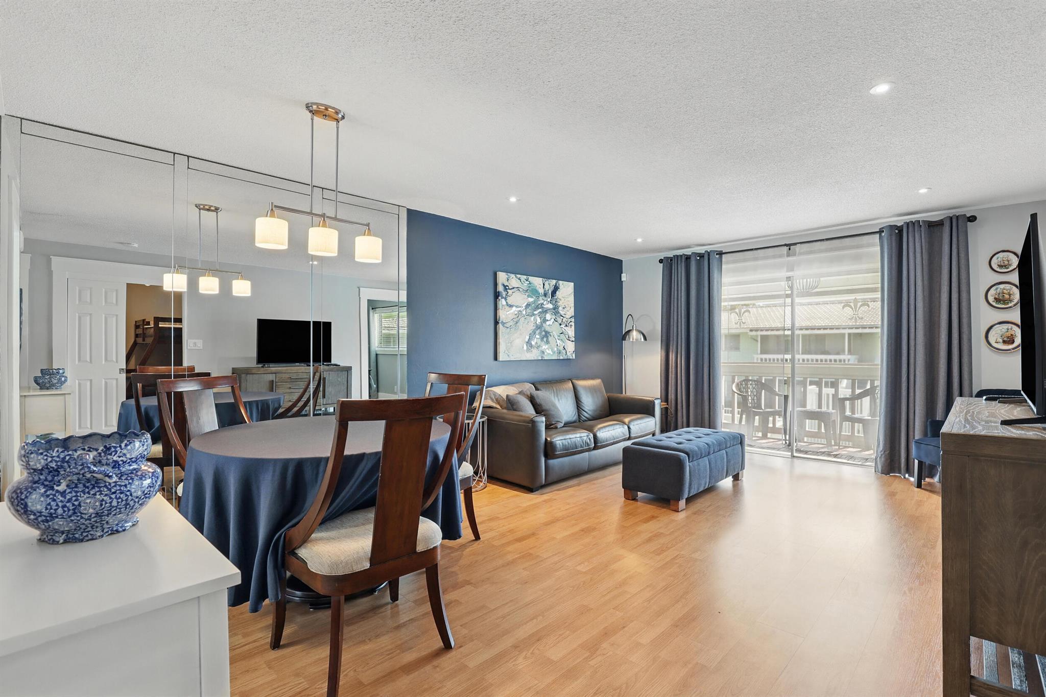 322 N Federal Highway 240