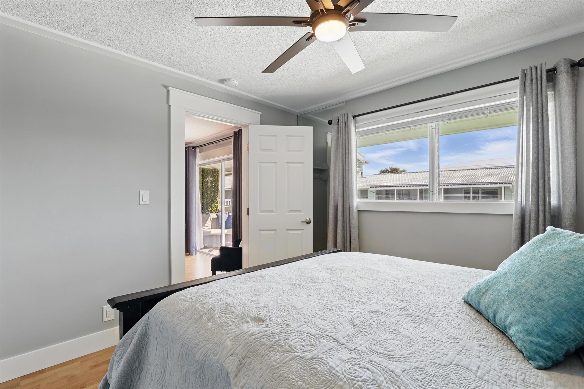 322 N Federal Highway 240