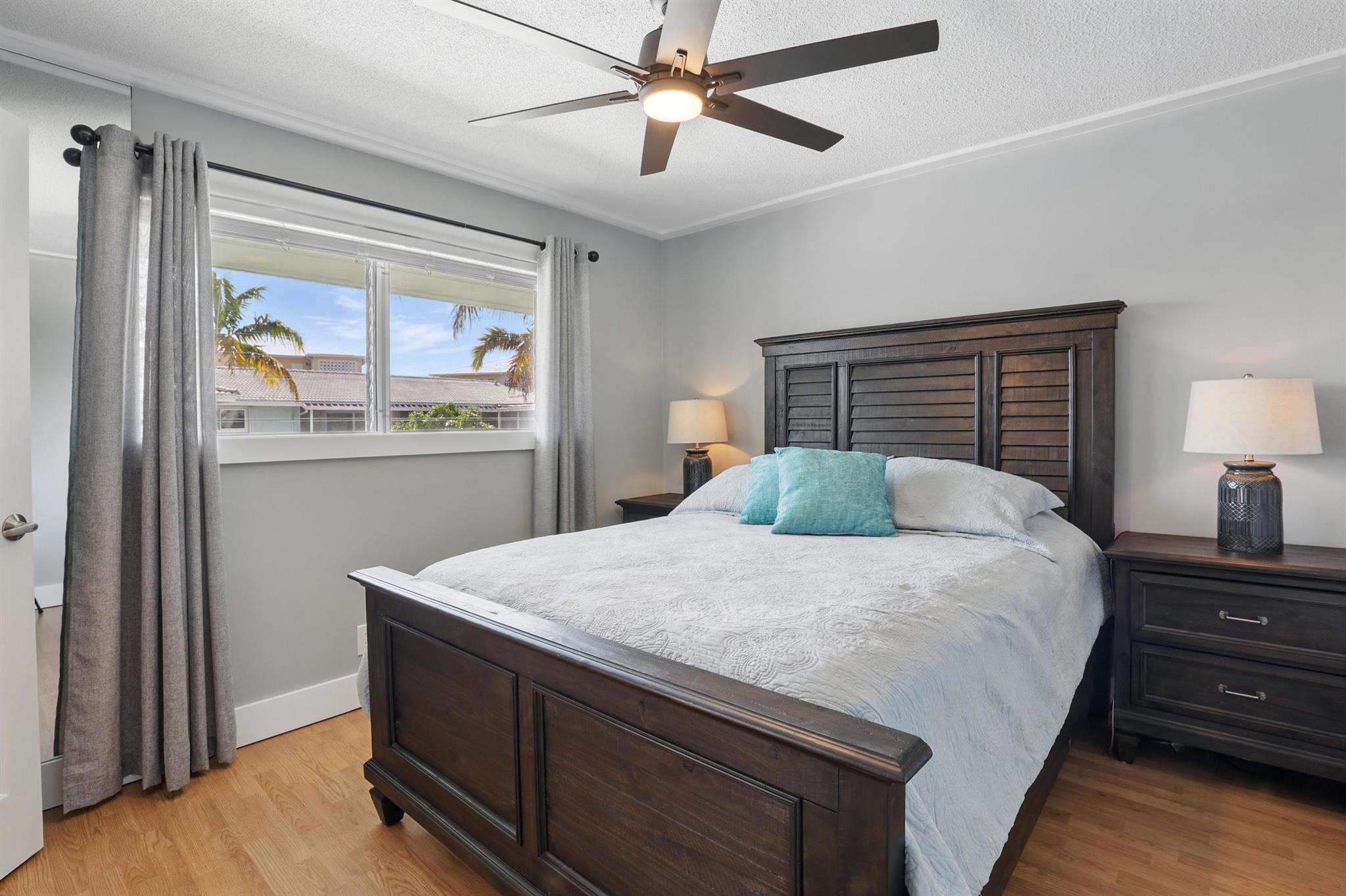 322 N Federal Highway 240