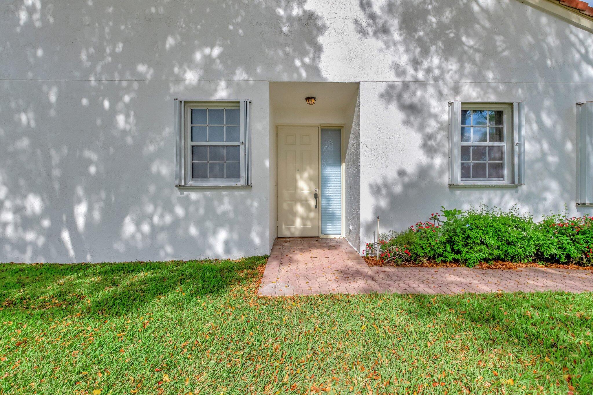 6152 Petunia Road