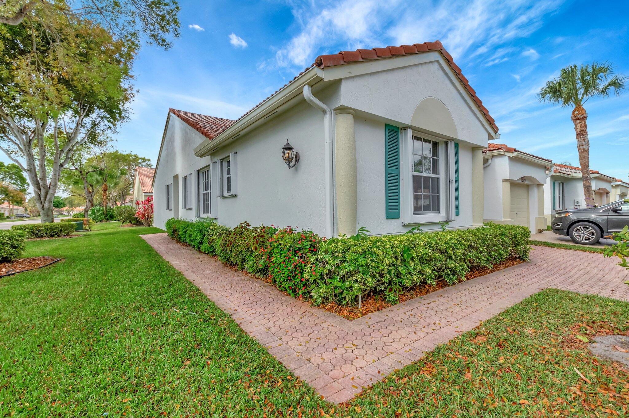 6152 Petunia Road