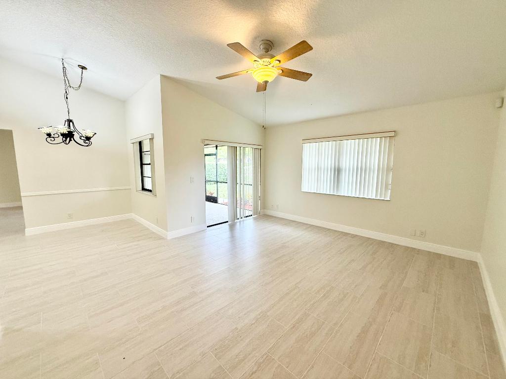 8686 Eagle Run Drive