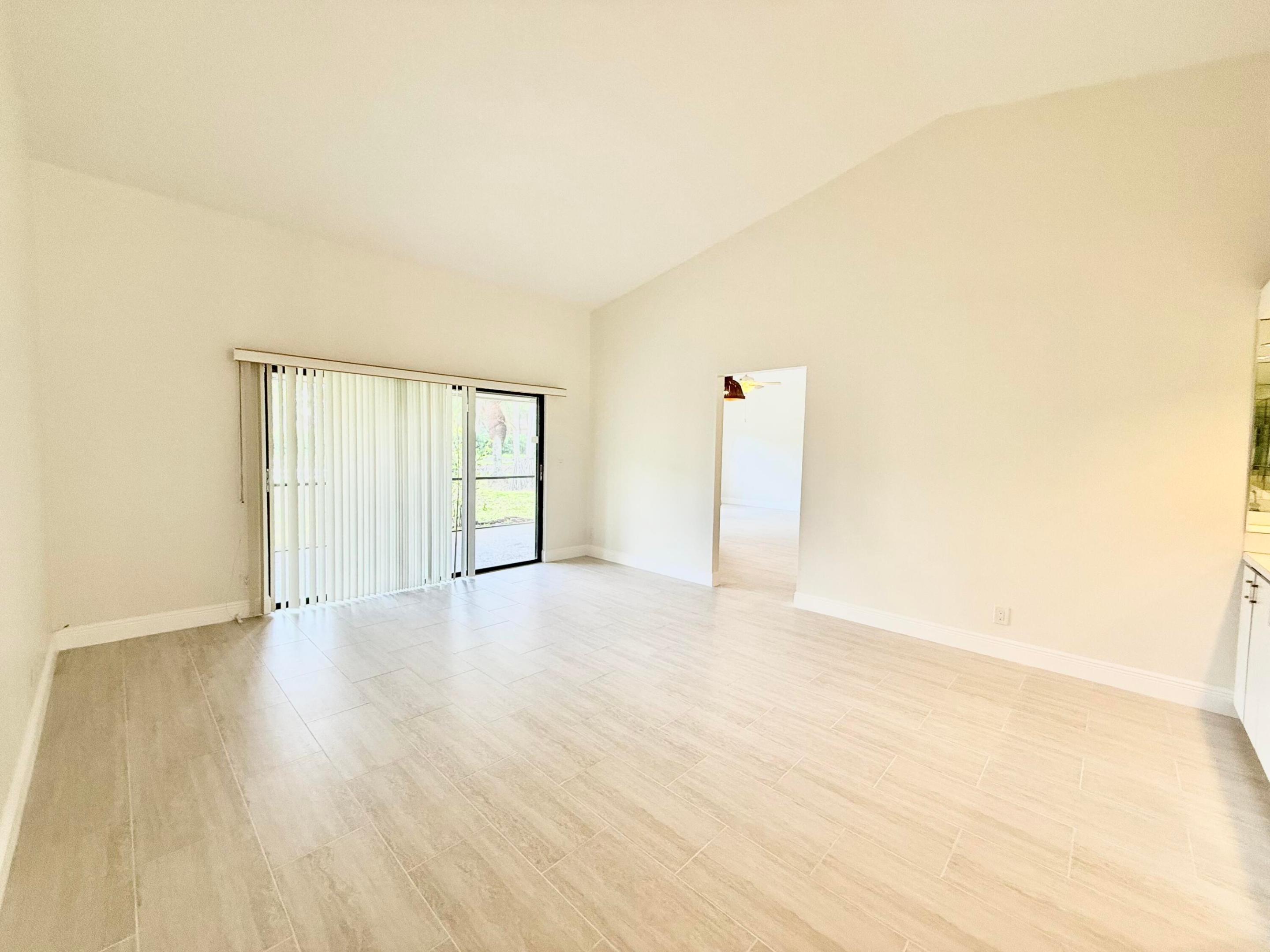 8686 Eagle Run Drive