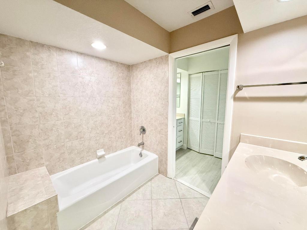 8686 Eagle Run Drive