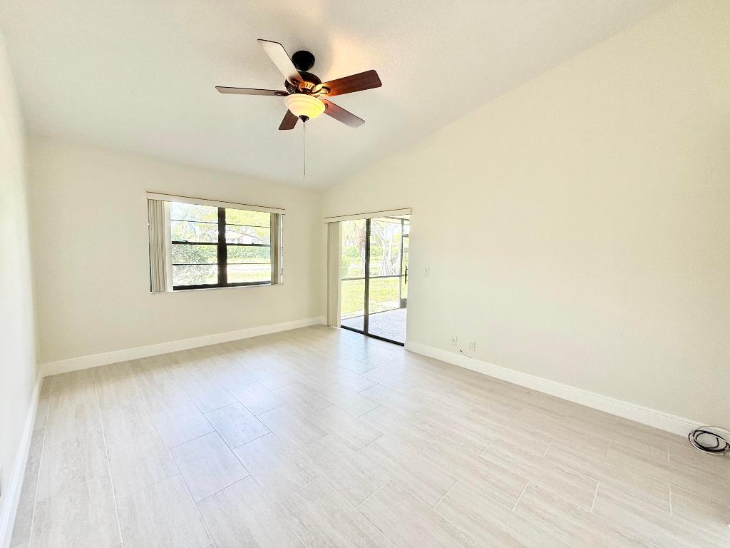 8686 Eagle Run Drive