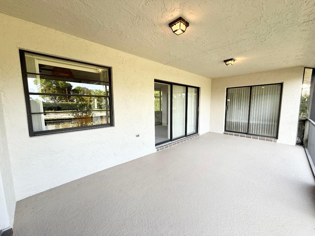 8686 Eagle Run Drive