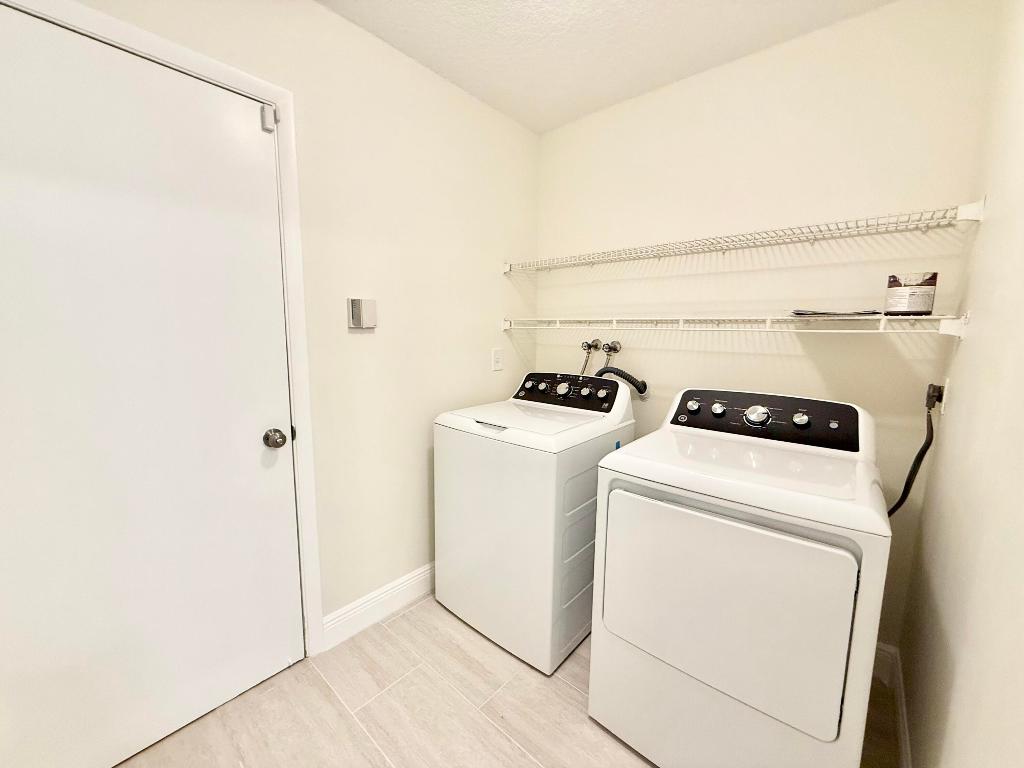 8686 Eagle Run Drive