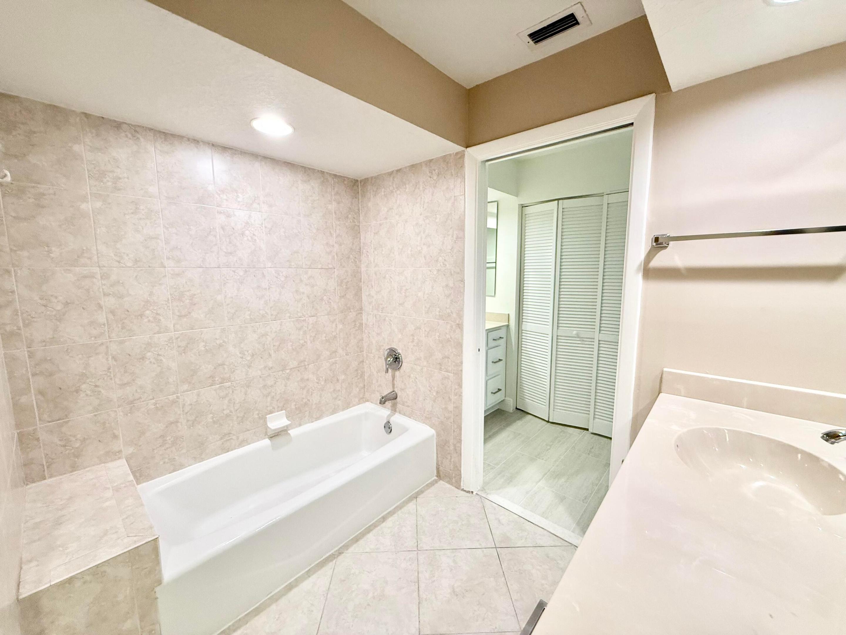 8686 Eagle Run Drive