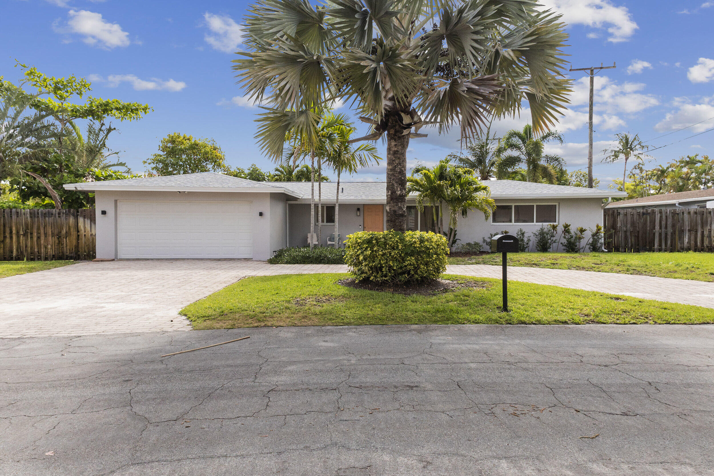 2602 SW 8th Street